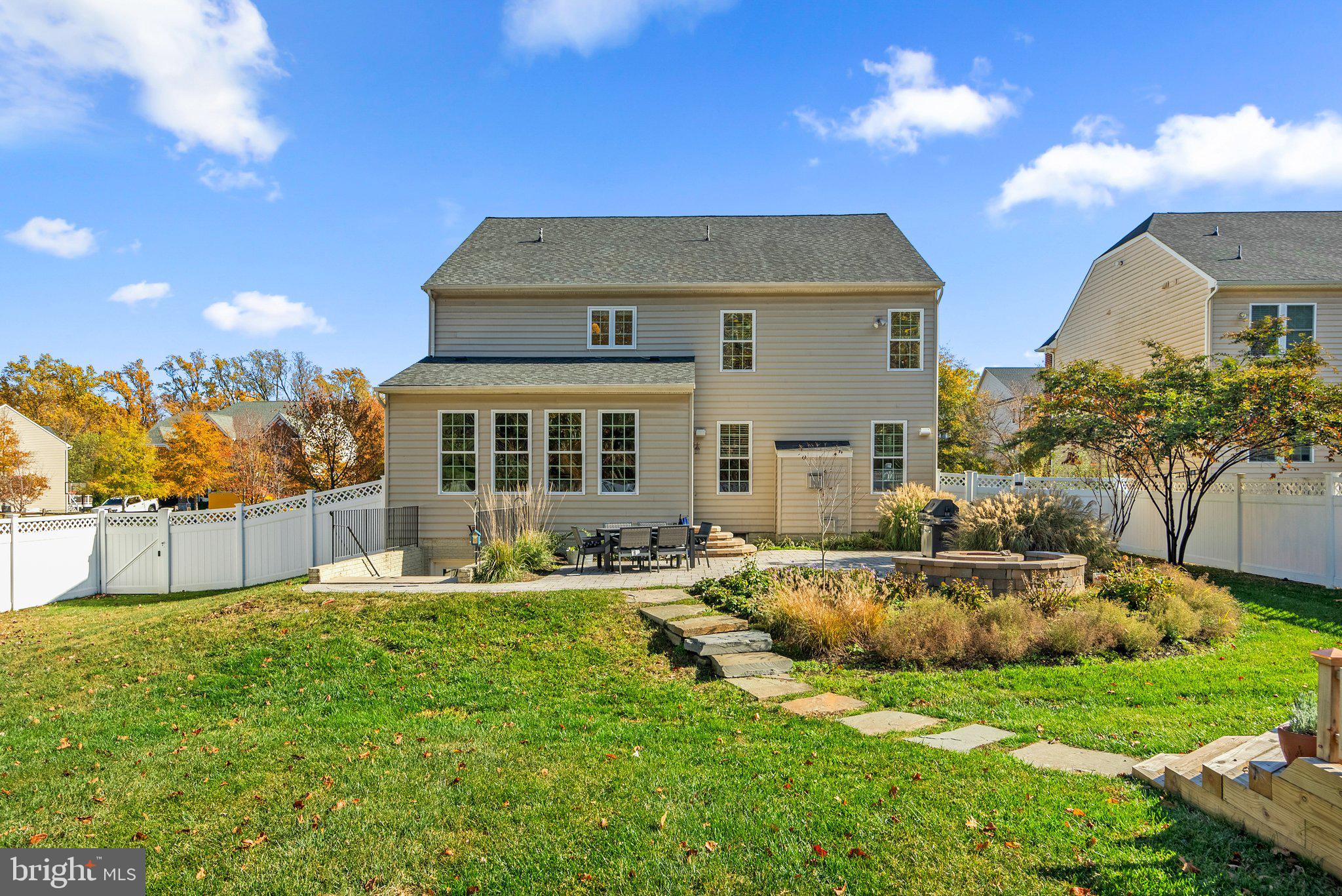 DEEP CREEK VILLAGE - Residential