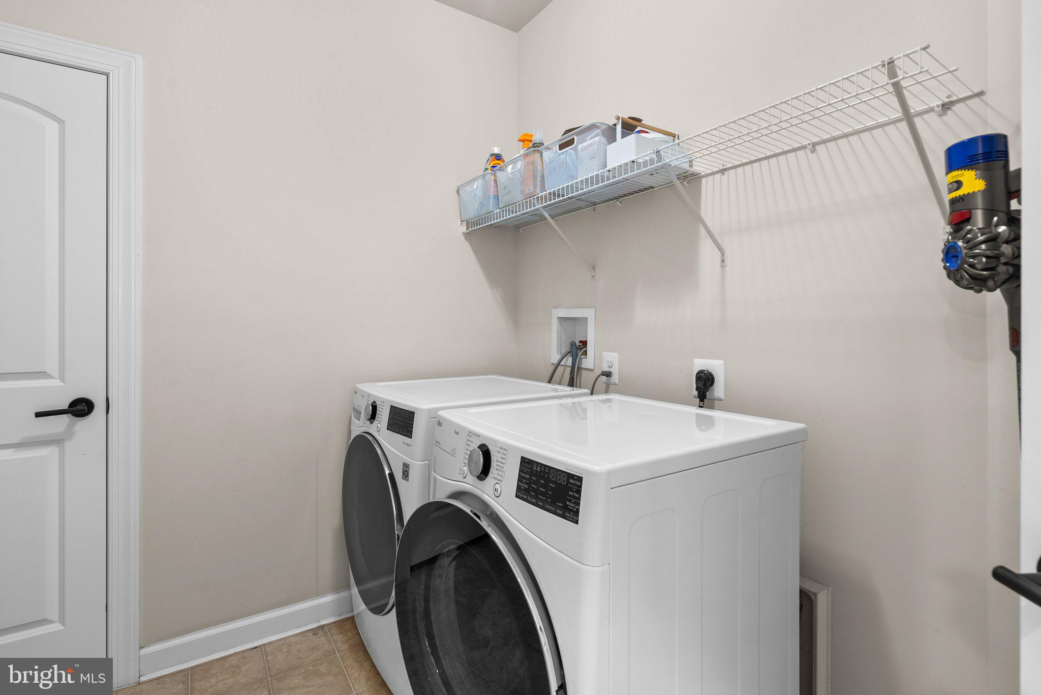 DEEP CREEK VILLAGE - Residential