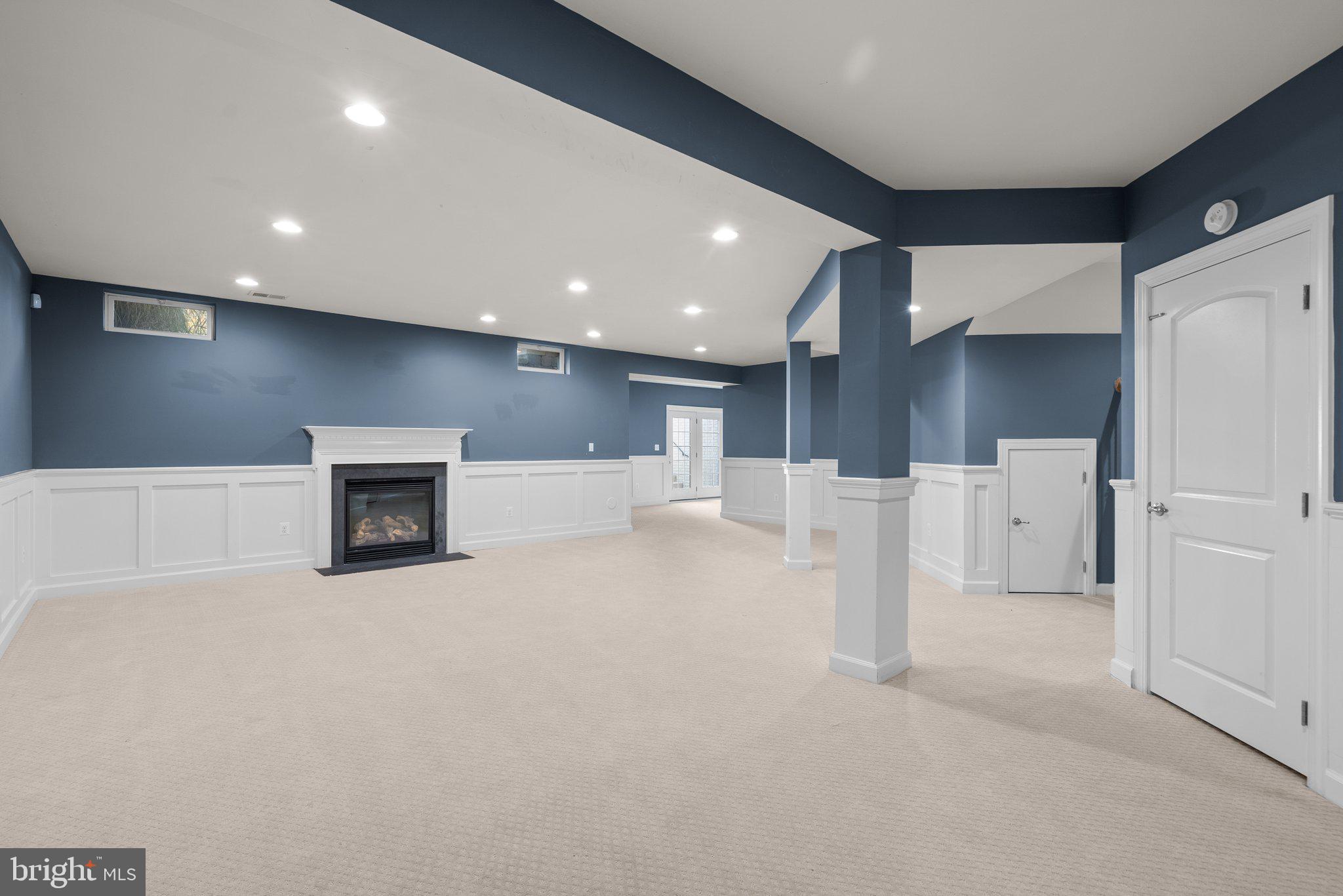 DEEP CREEK VILLAGE - Residential