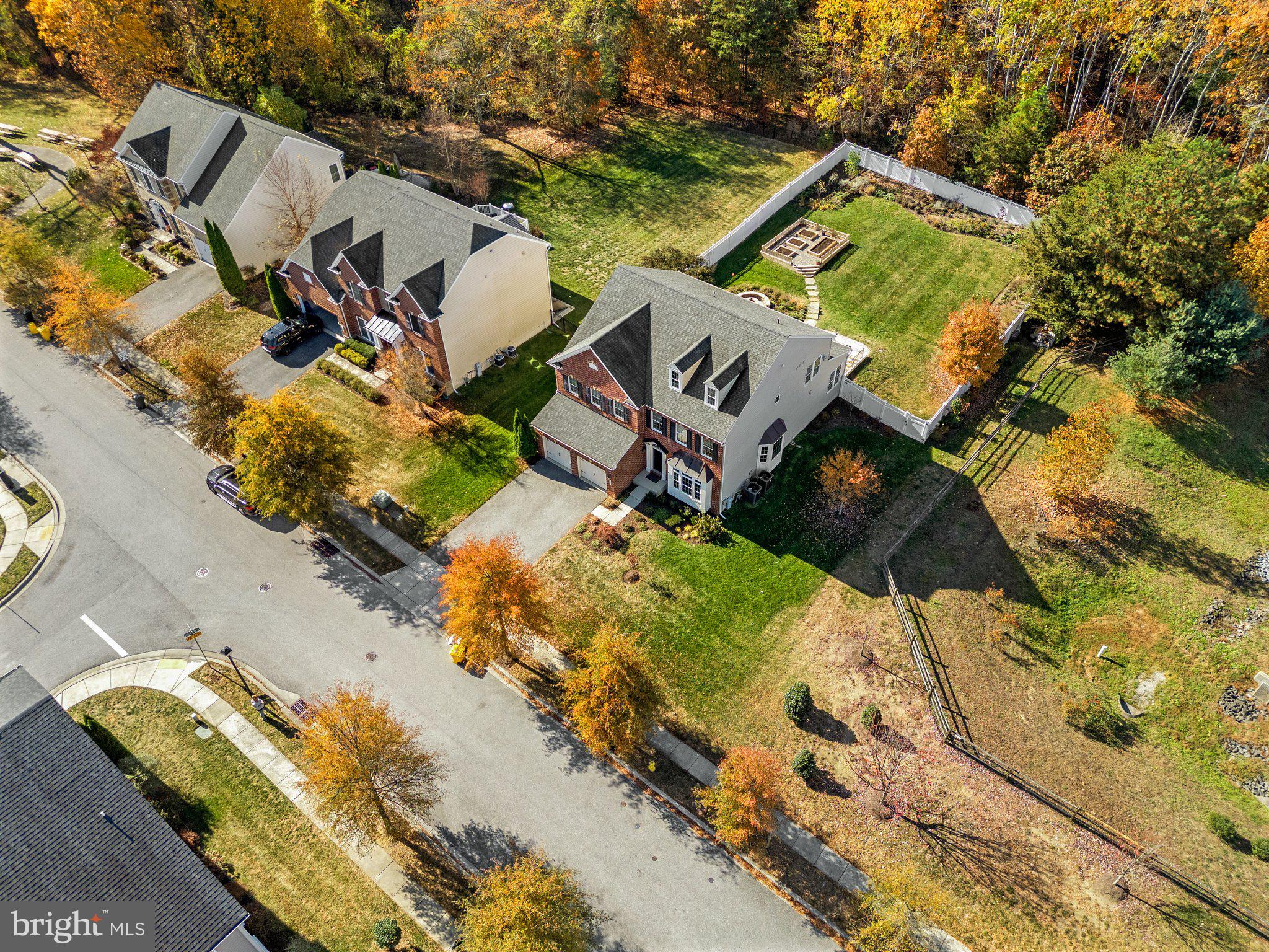 DEEP CREEK VILLAGE - Residential