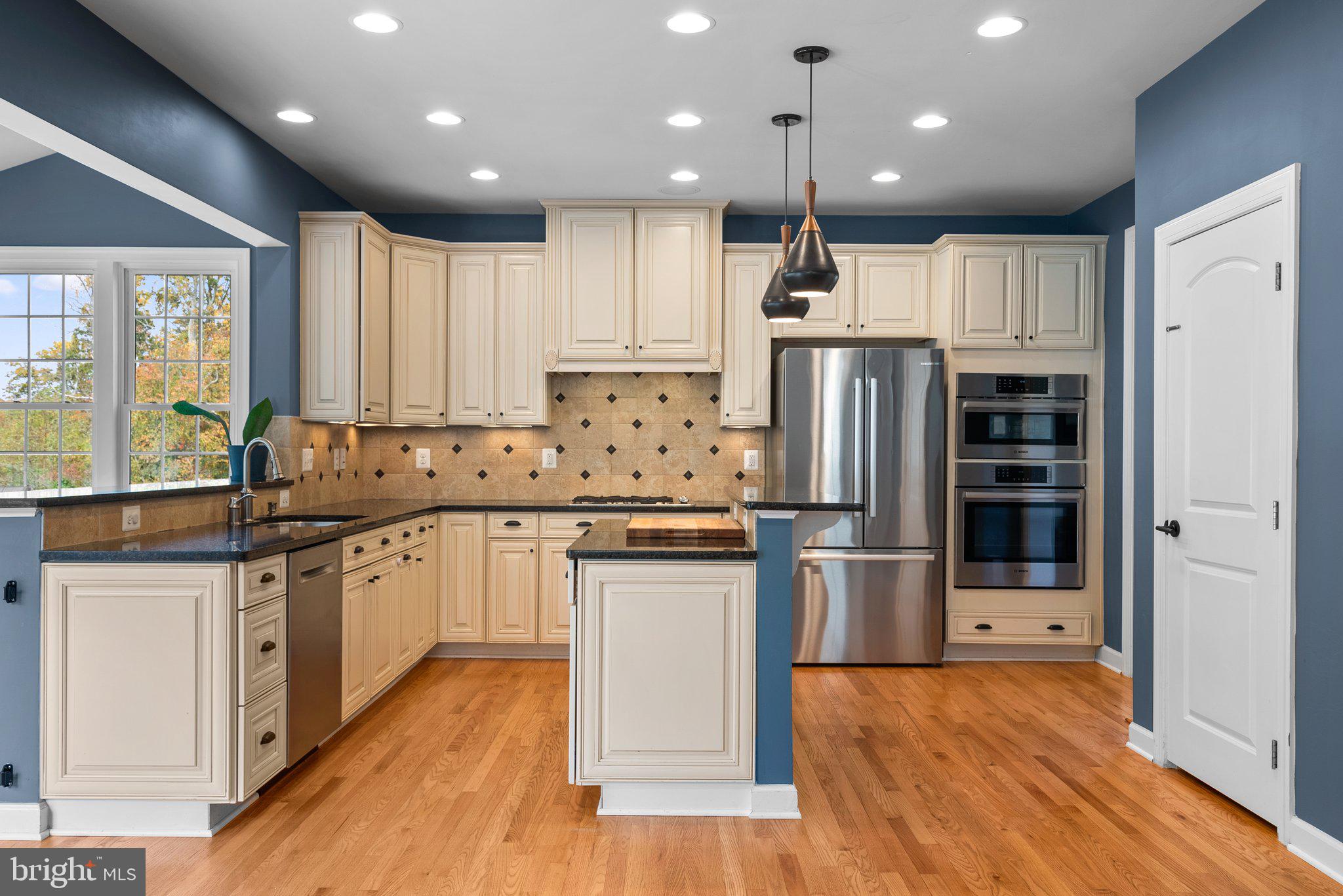 DEEP CREEK VILLAGE - Residential