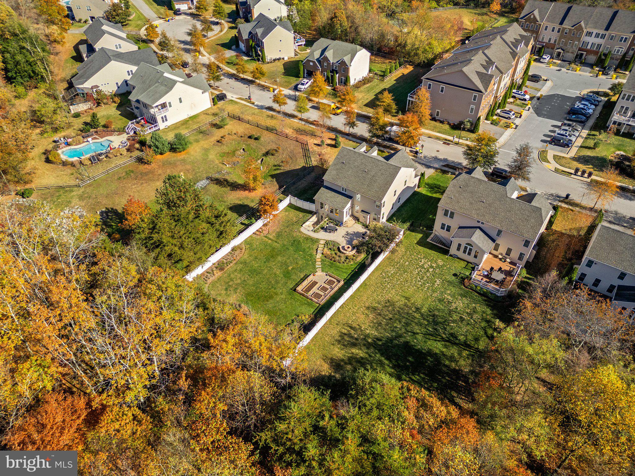 DEEP CREEK VILLAGE - Residential