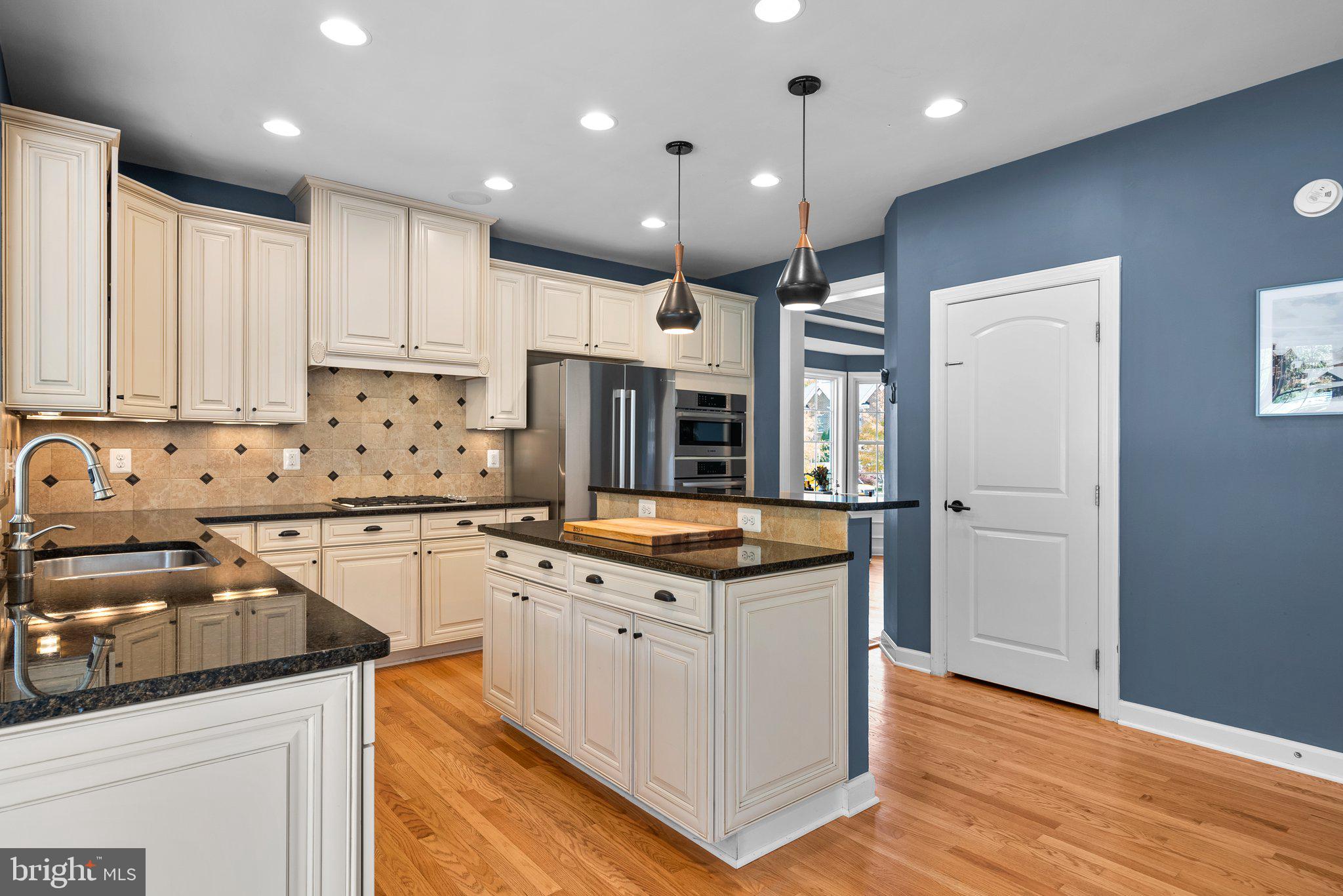 DEEP CREEK VILLAGE - Residential