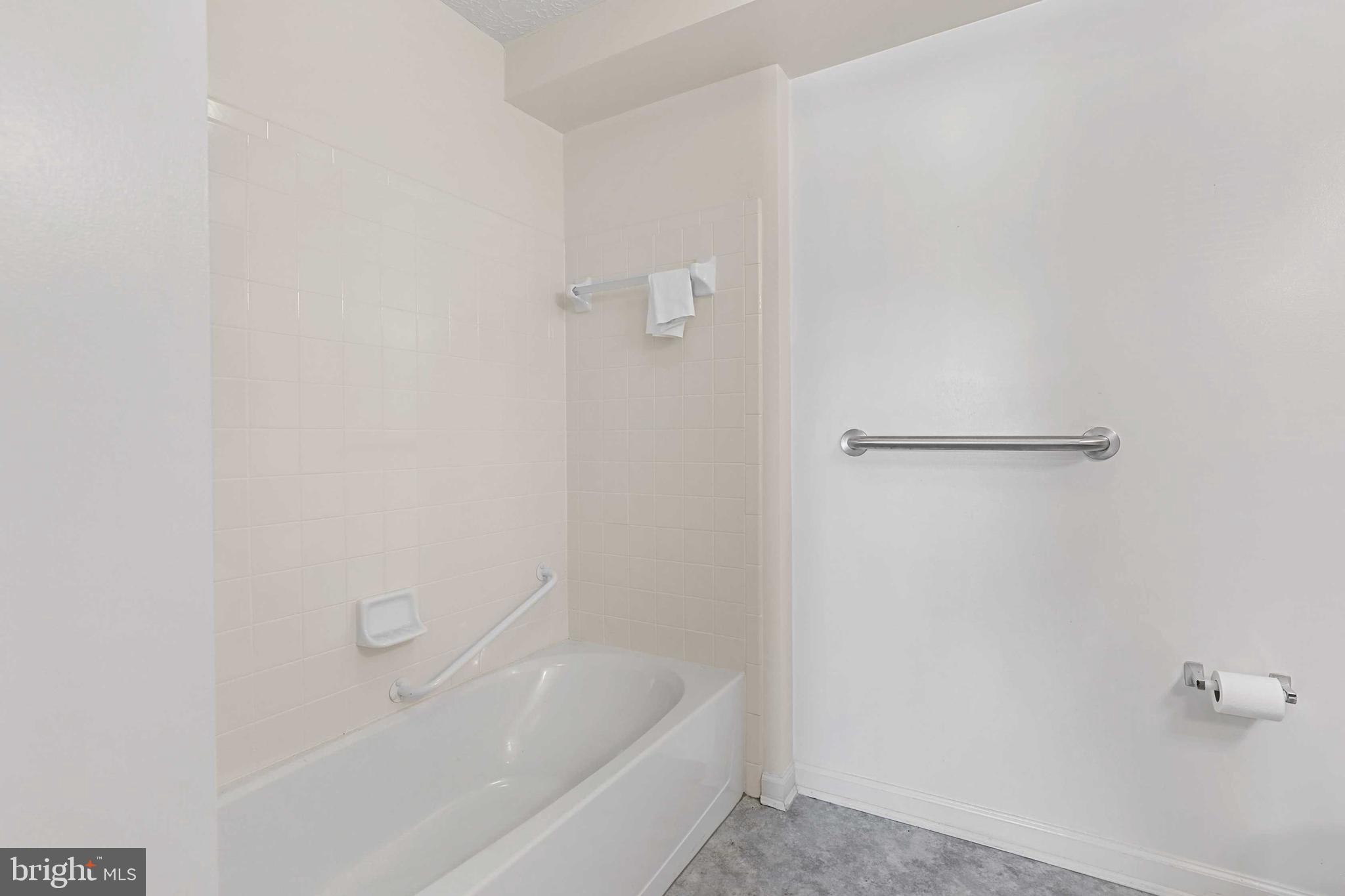 DEVONSHIRE AT WHITEMARSH - Residential