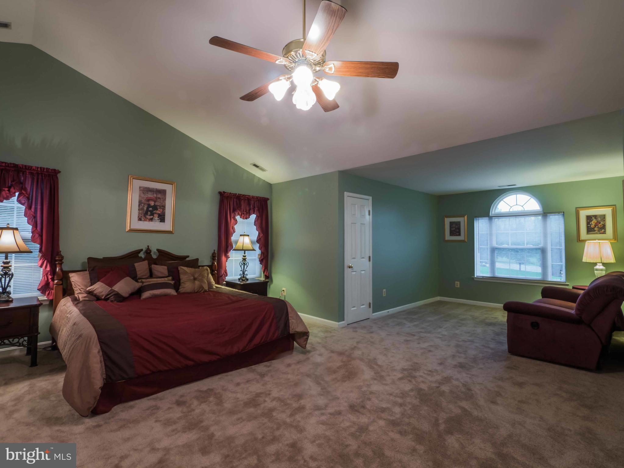 CROSS POINT - Residential