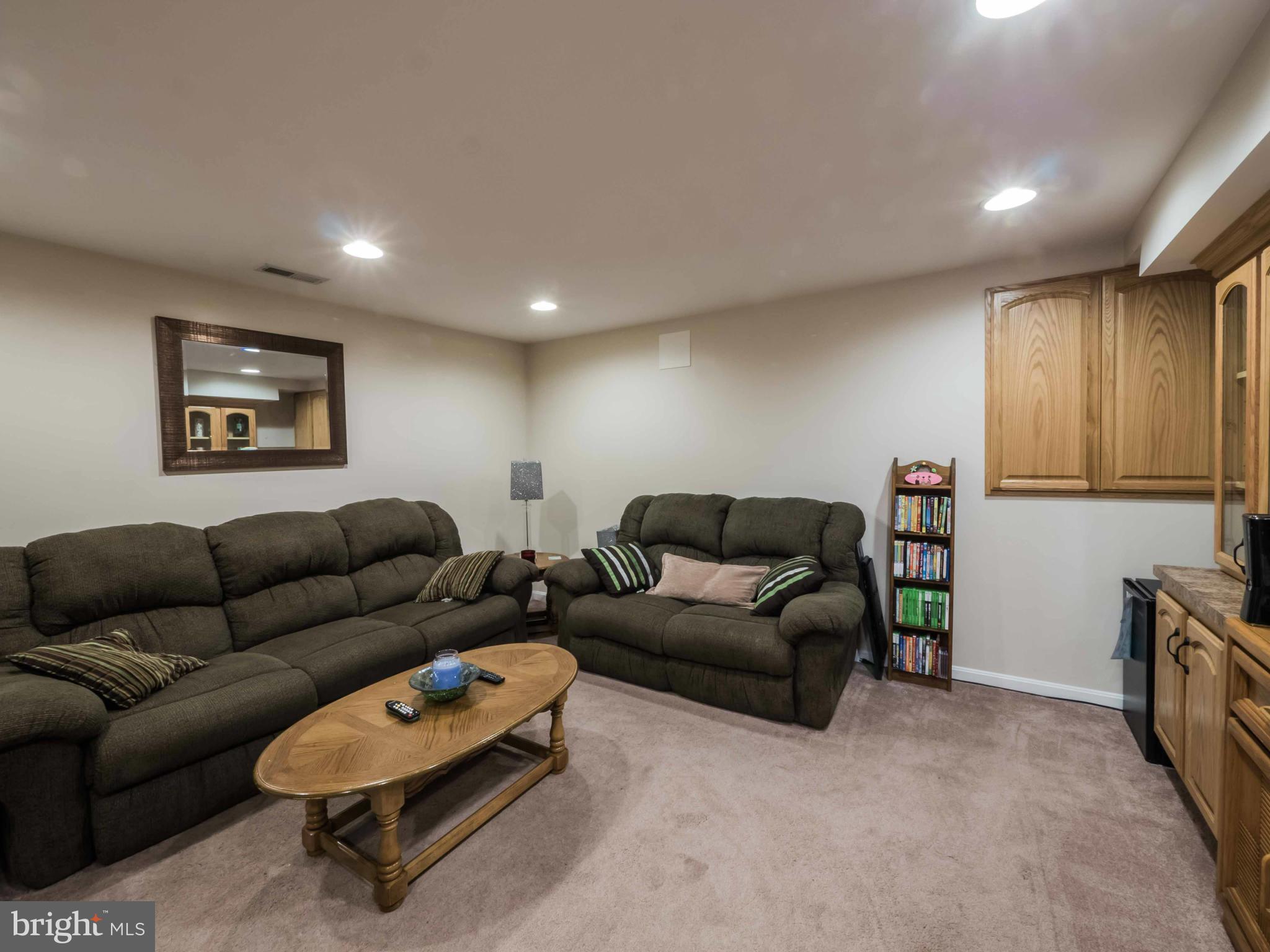 CROSS POINT - Residential