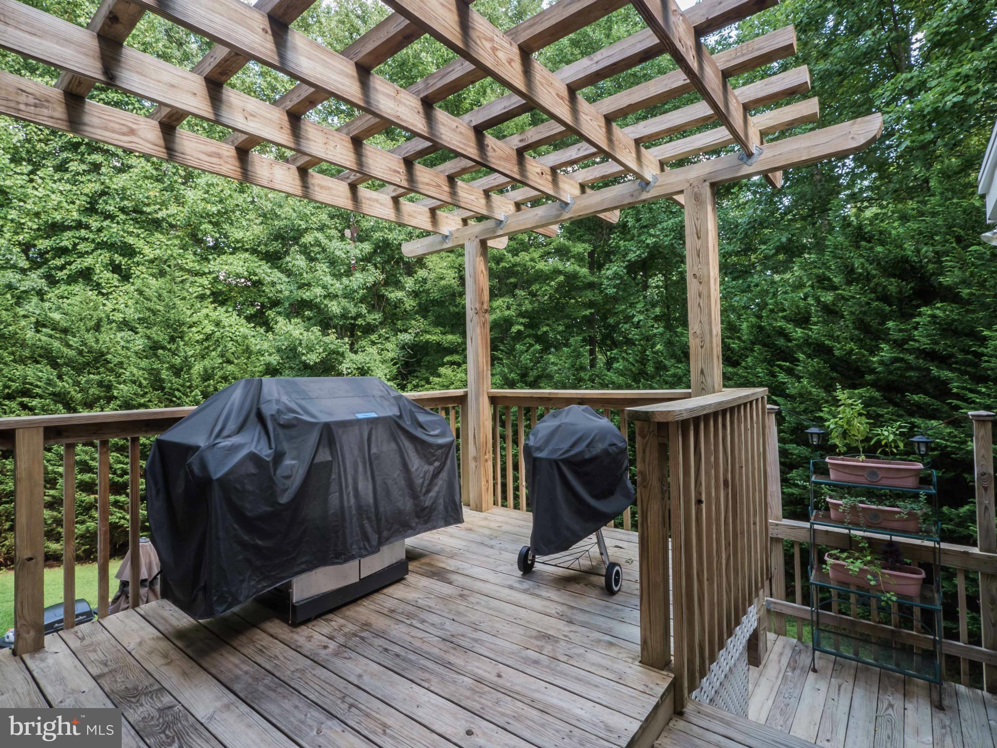 CROSS POINT - Residential