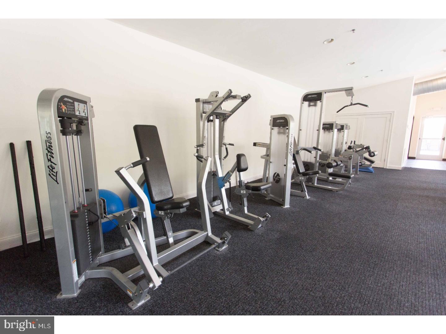 OLD CITY - Residential Lease