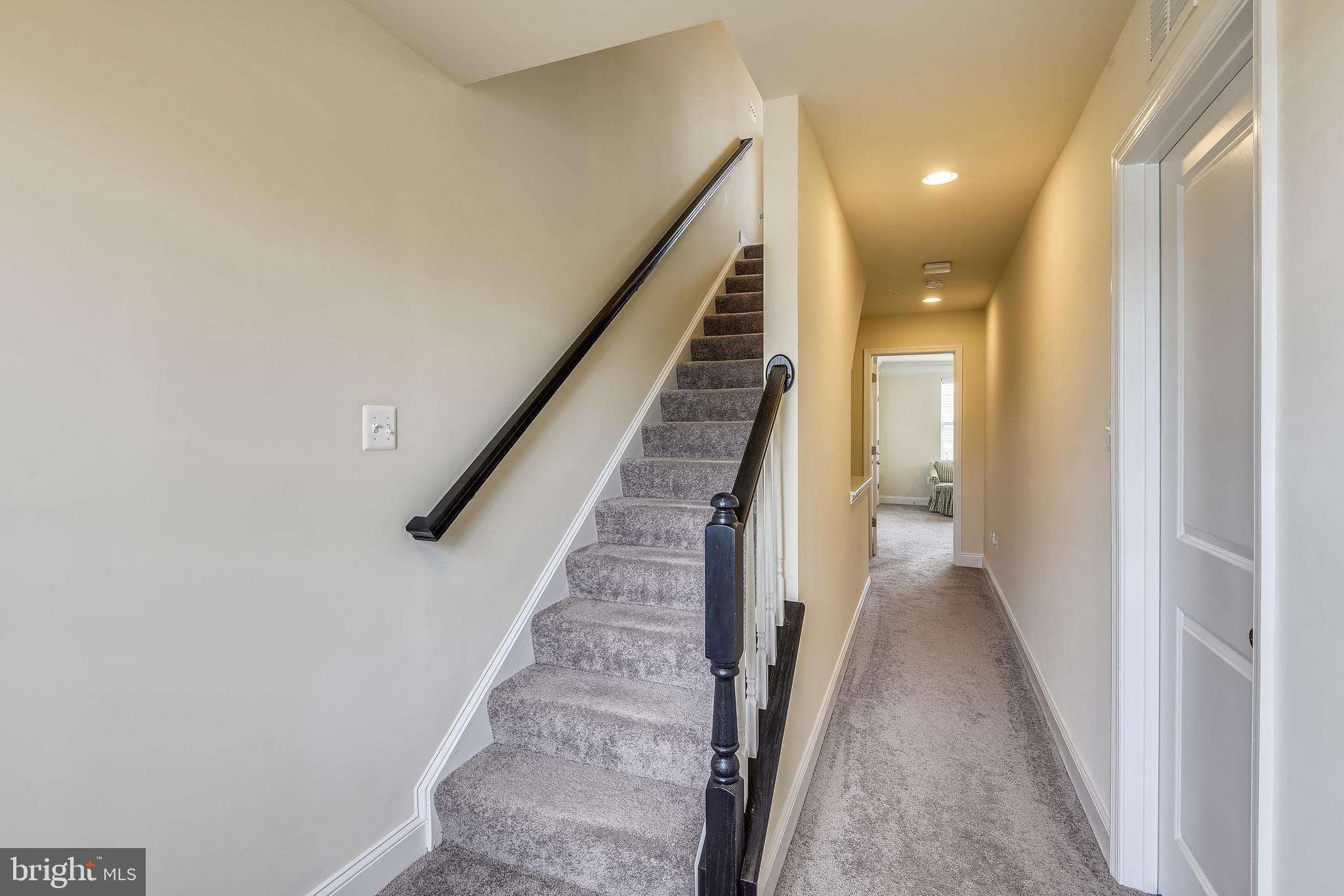 OXFORD SQUARE - Residential