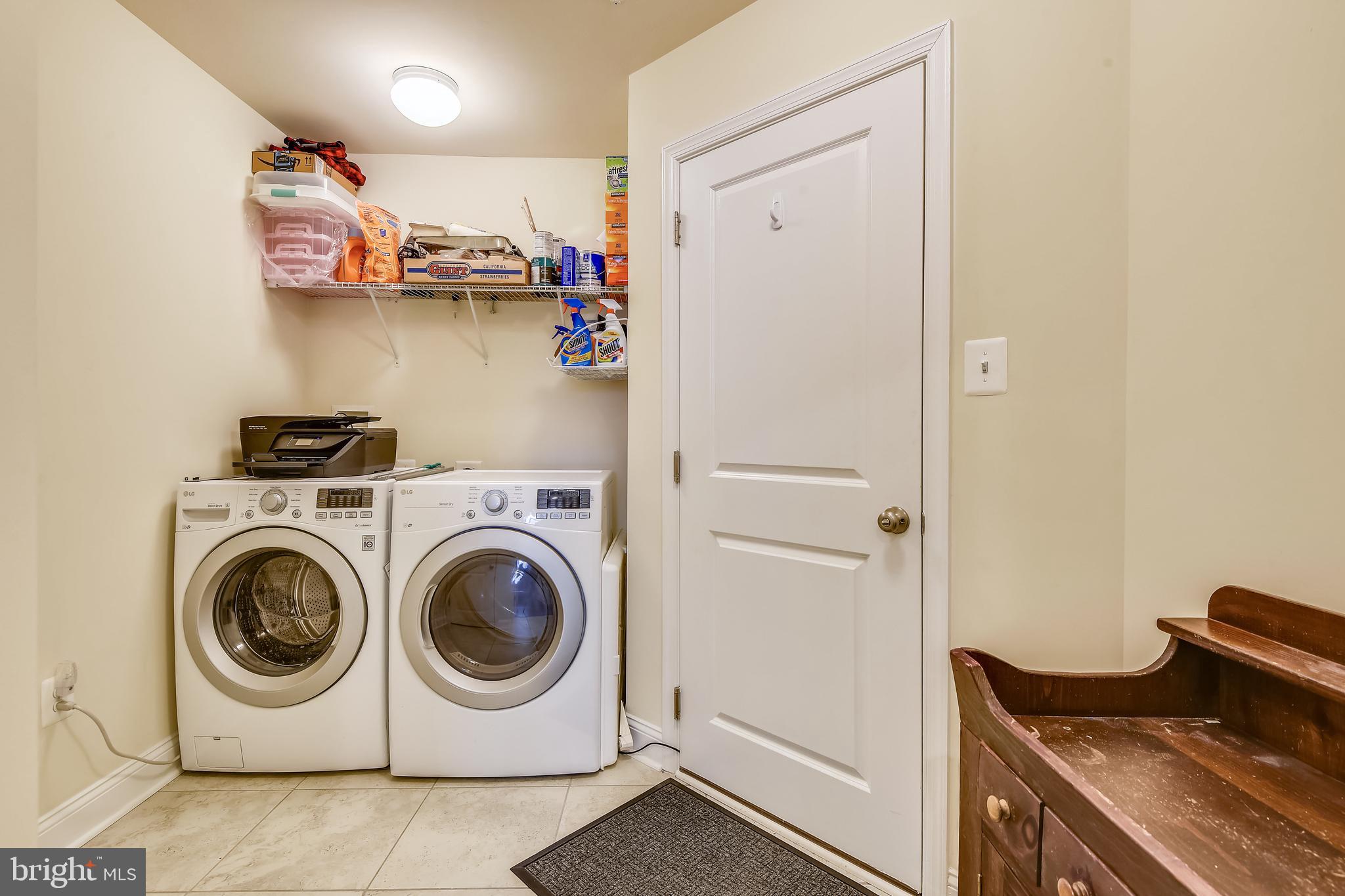 OXFORD SQUARE - Residential