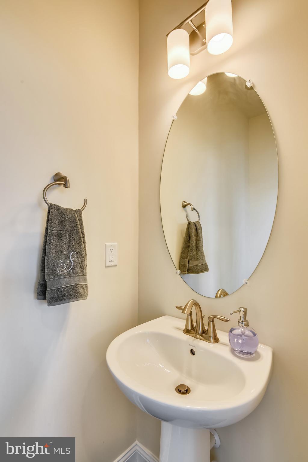 OXFORD SQUARE - Residential