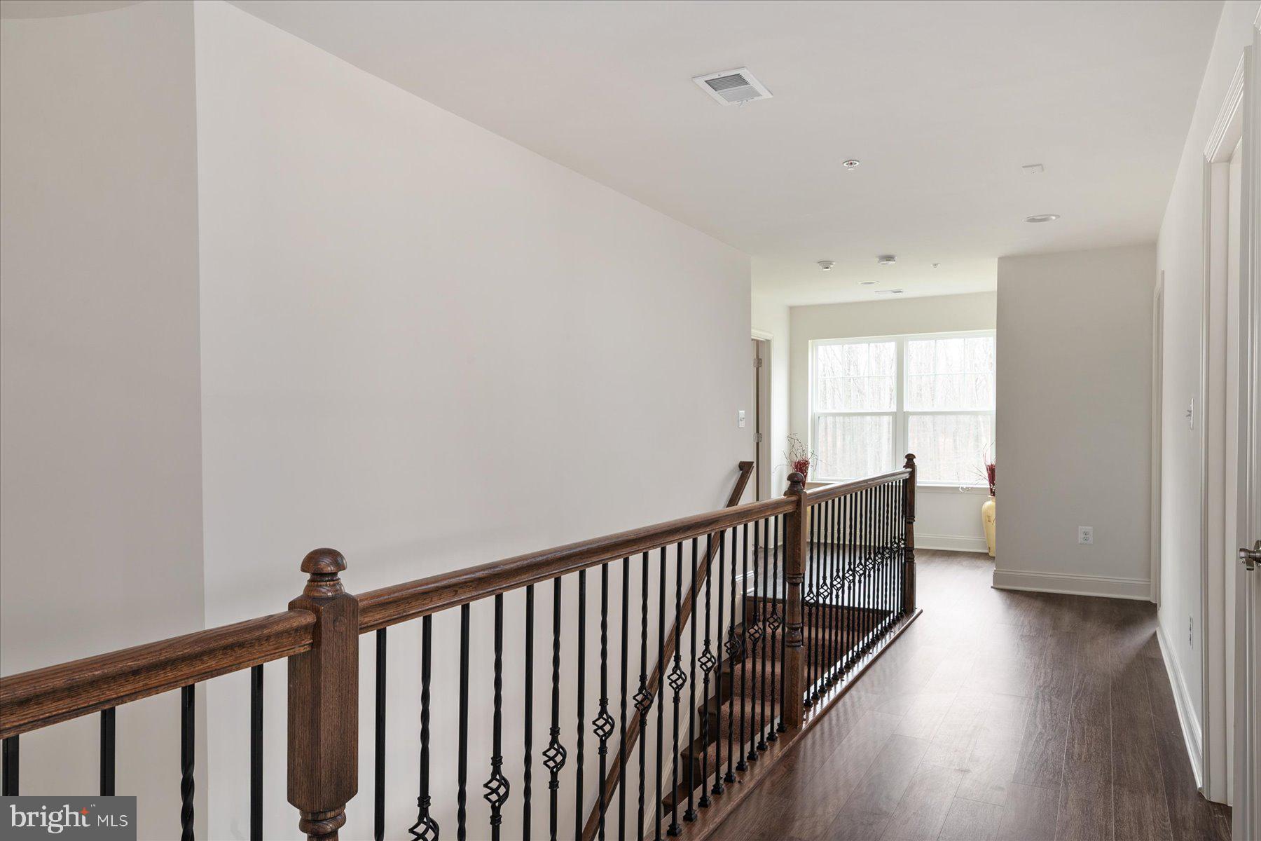 MARLBORO RIDGE - Residential