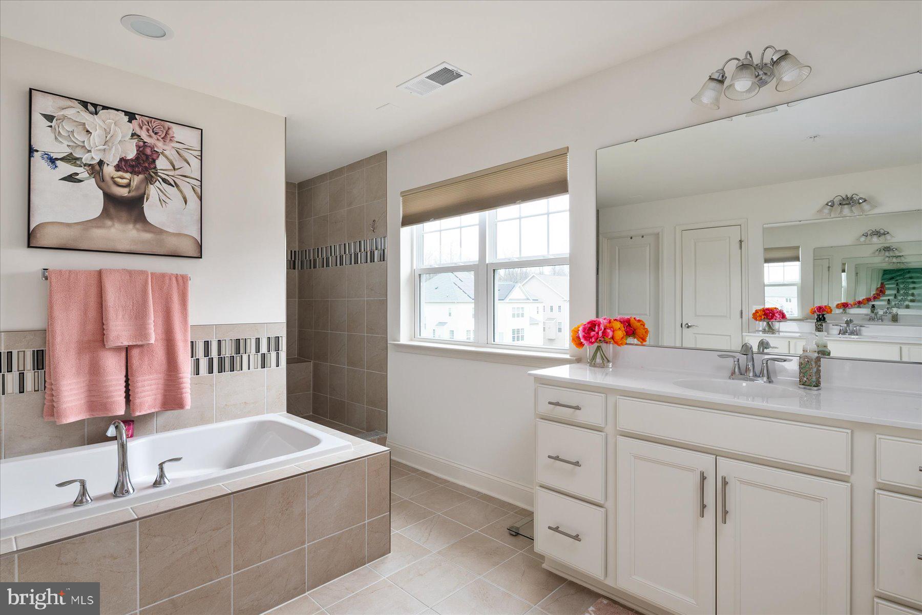 MARLBORO RIDGE - Residential