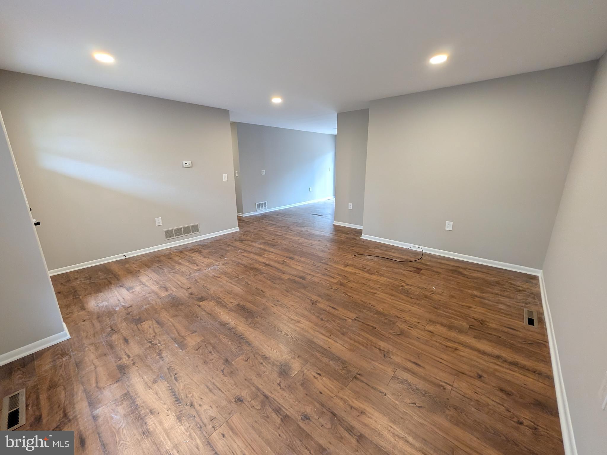 HARBOR VIEW - Residential Lease