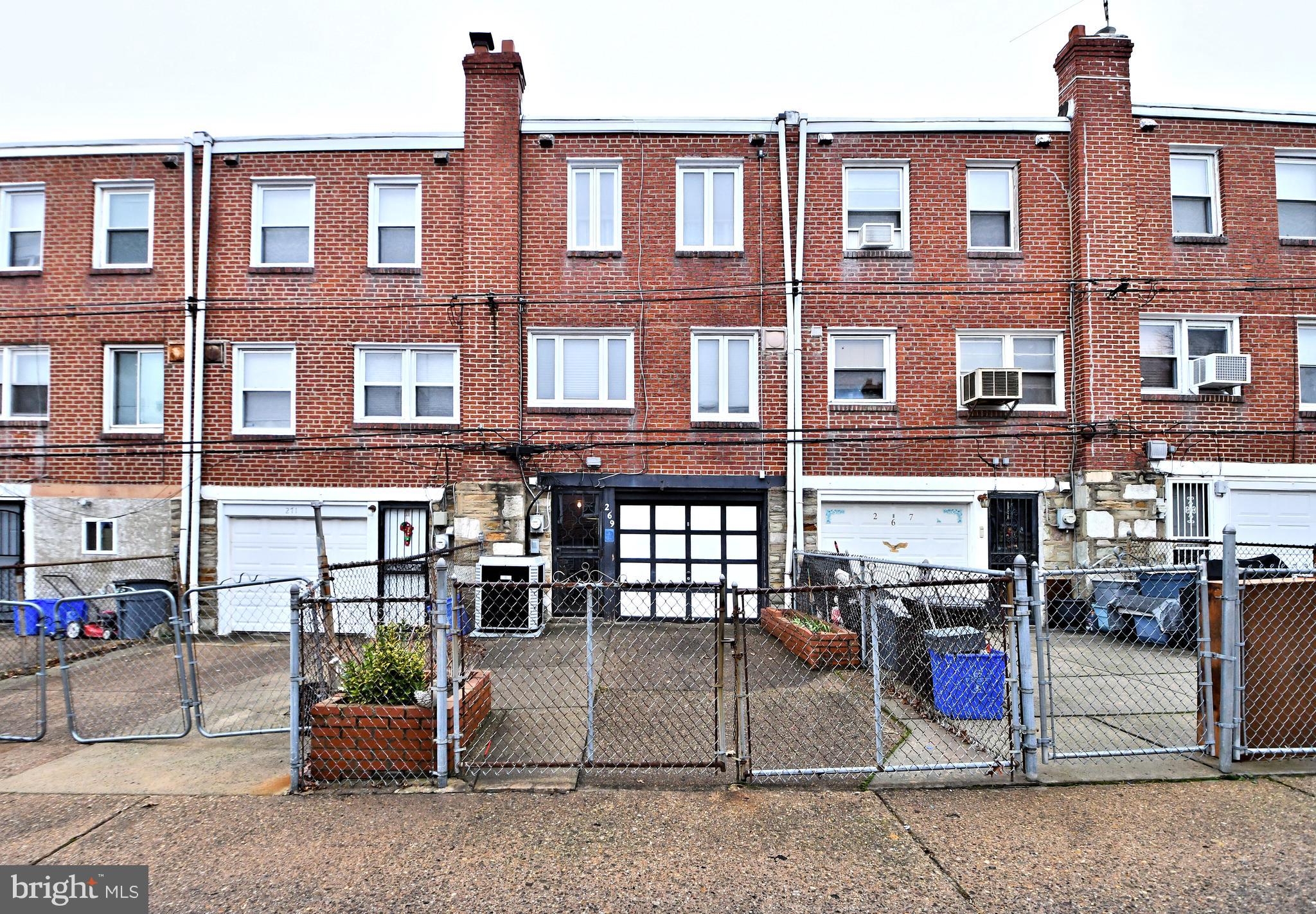 EAST OAK LANE - Residential