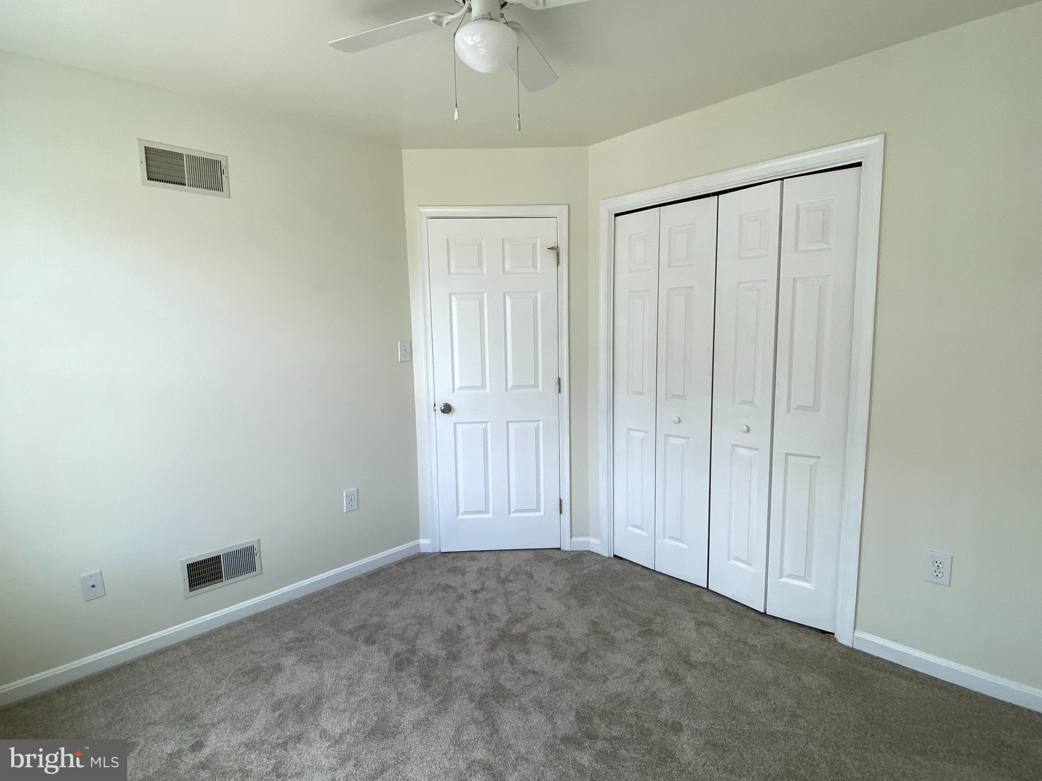 SPRING MILLS - Residential Lease