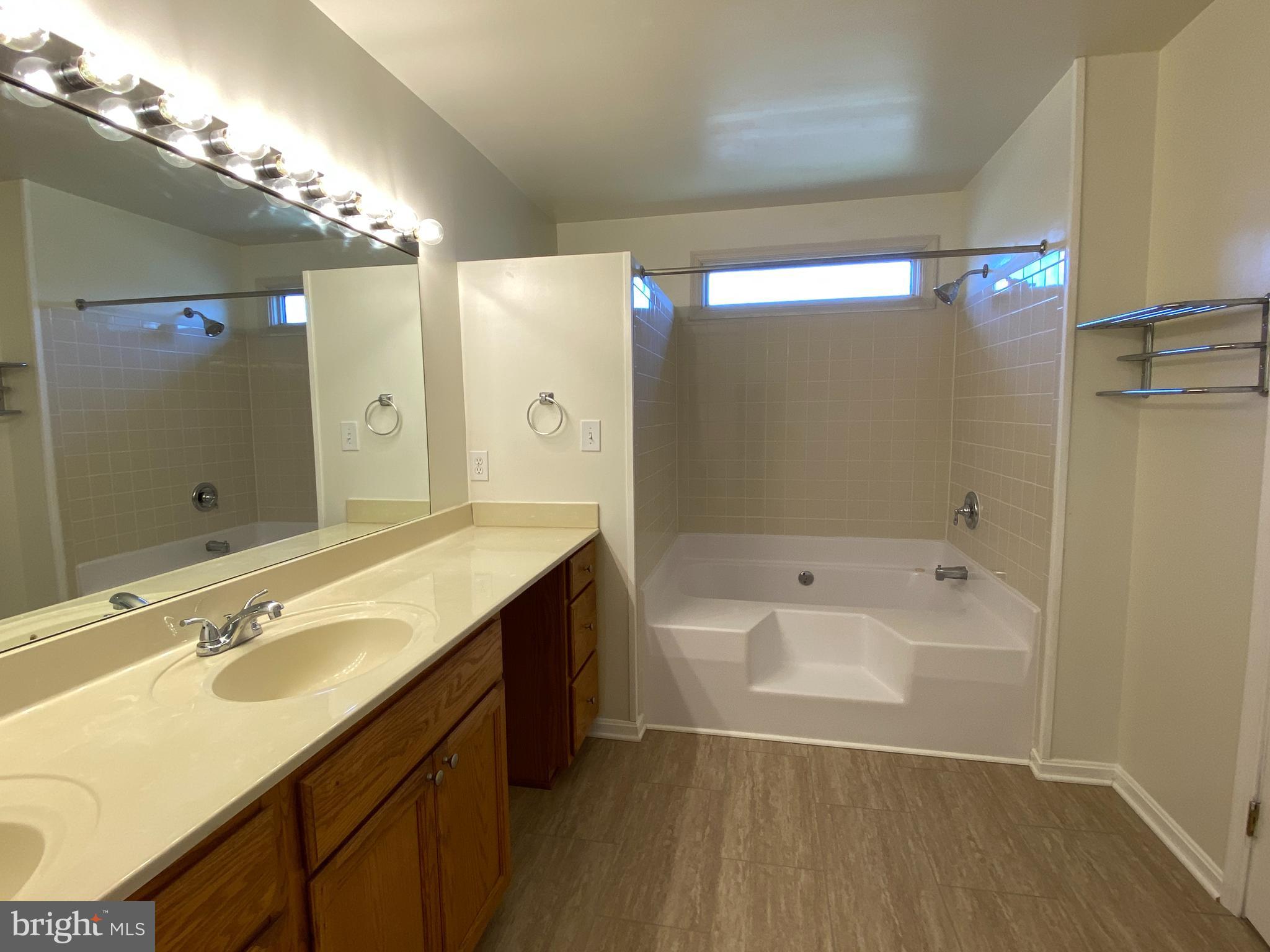 SPRING MILLS - Residential Lease