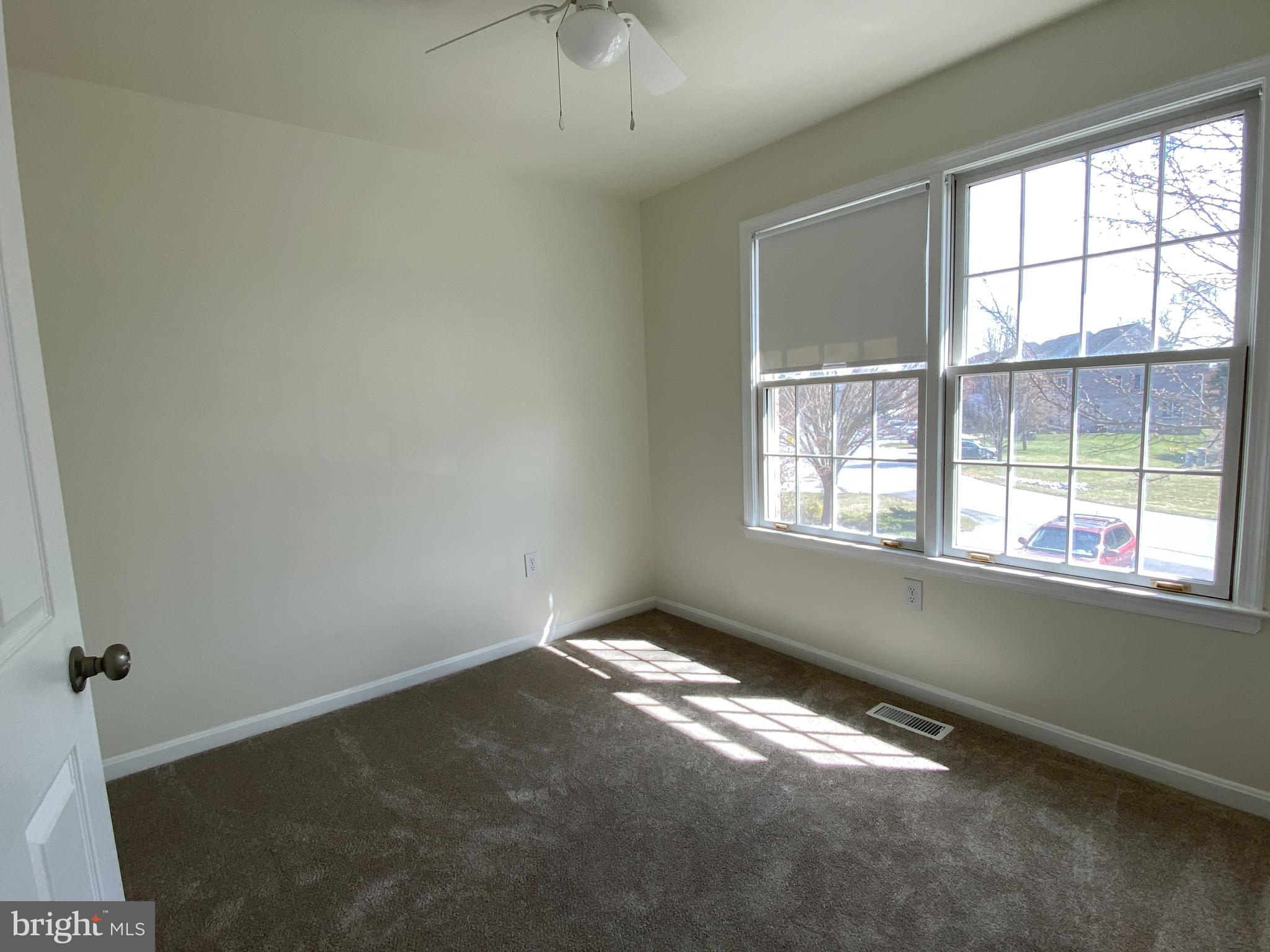 SPRING MILLS - Residential Lease