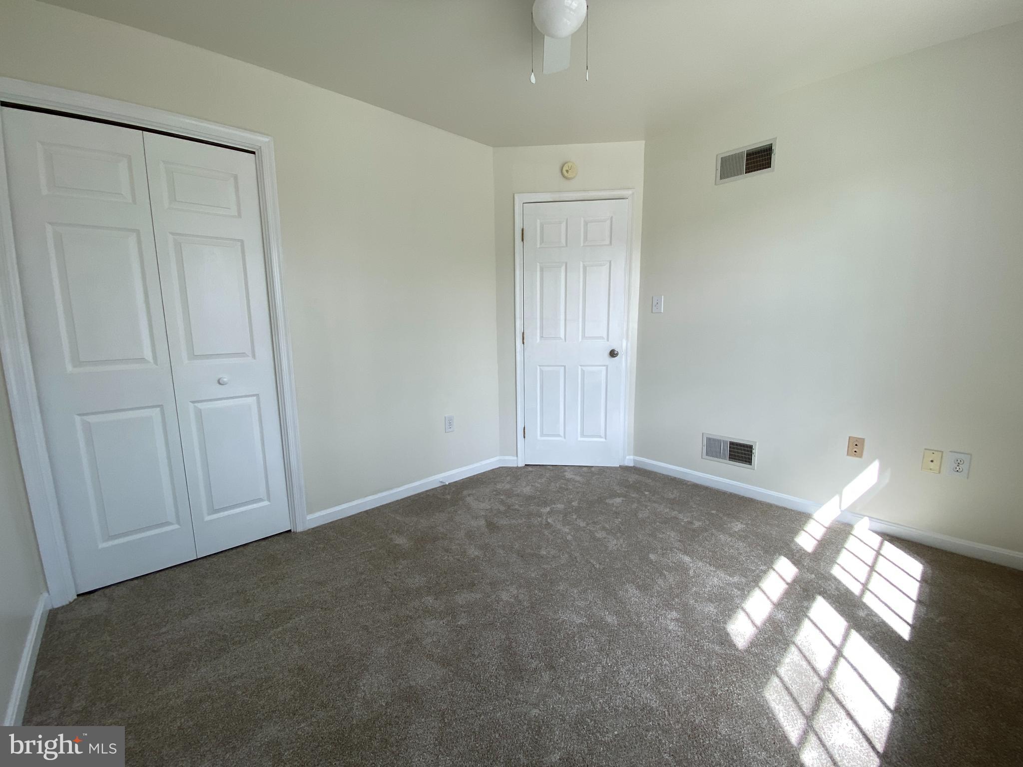 SPRING MILLS - Residential Lease