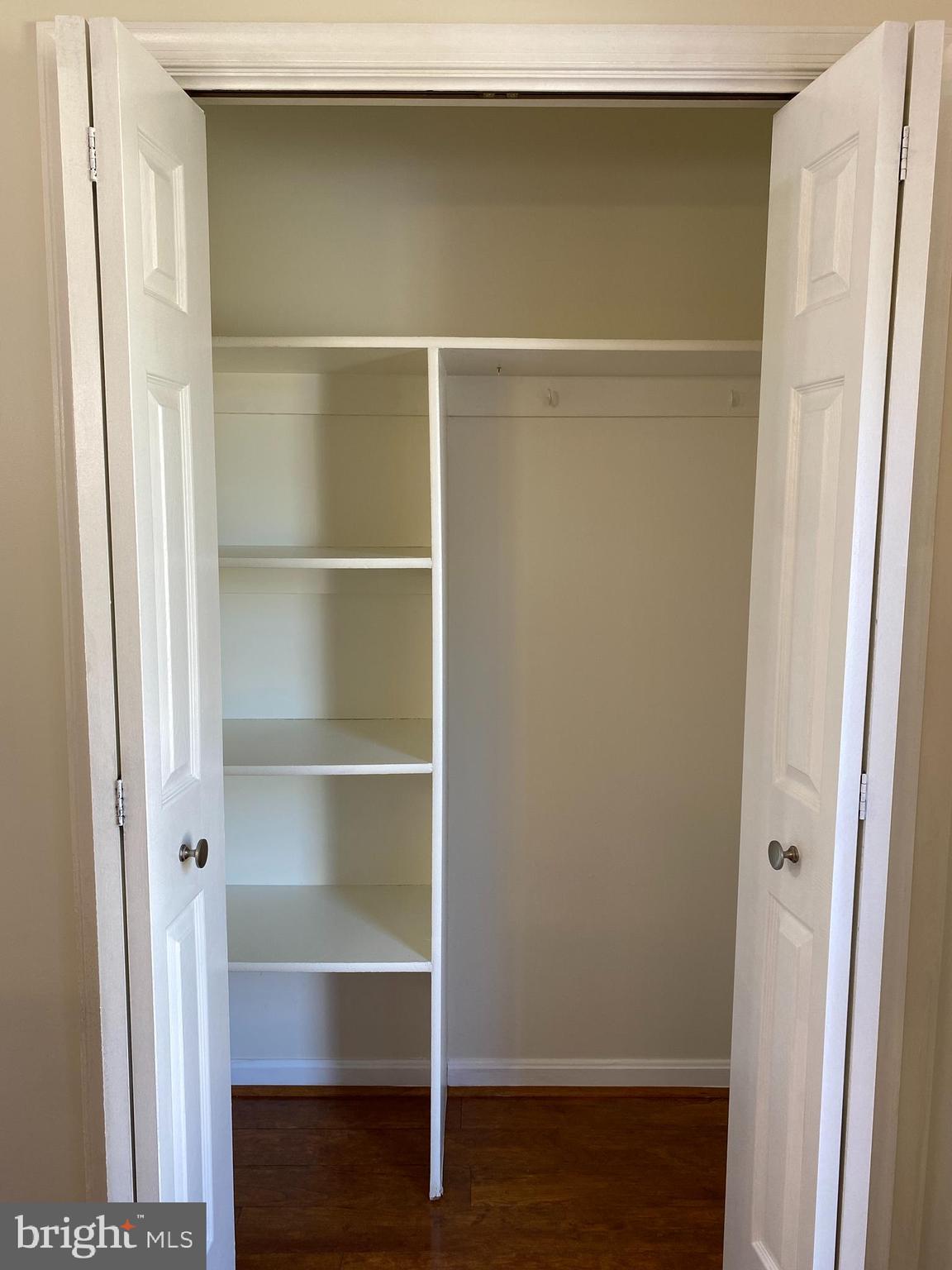 SPRING MILLS - Residential Lease