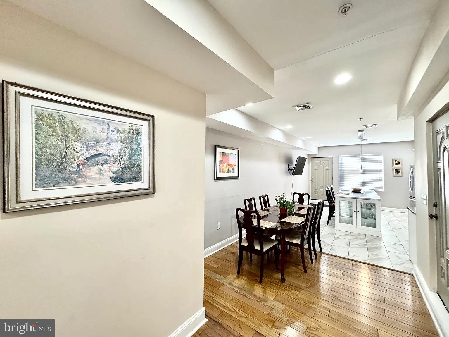 PHILADELPHIA (SOUTH) - Residential