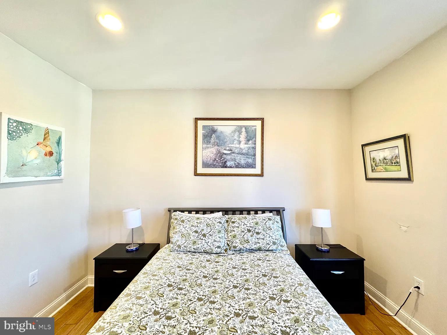 PHILADELPHIA (SOUTH) - Residential