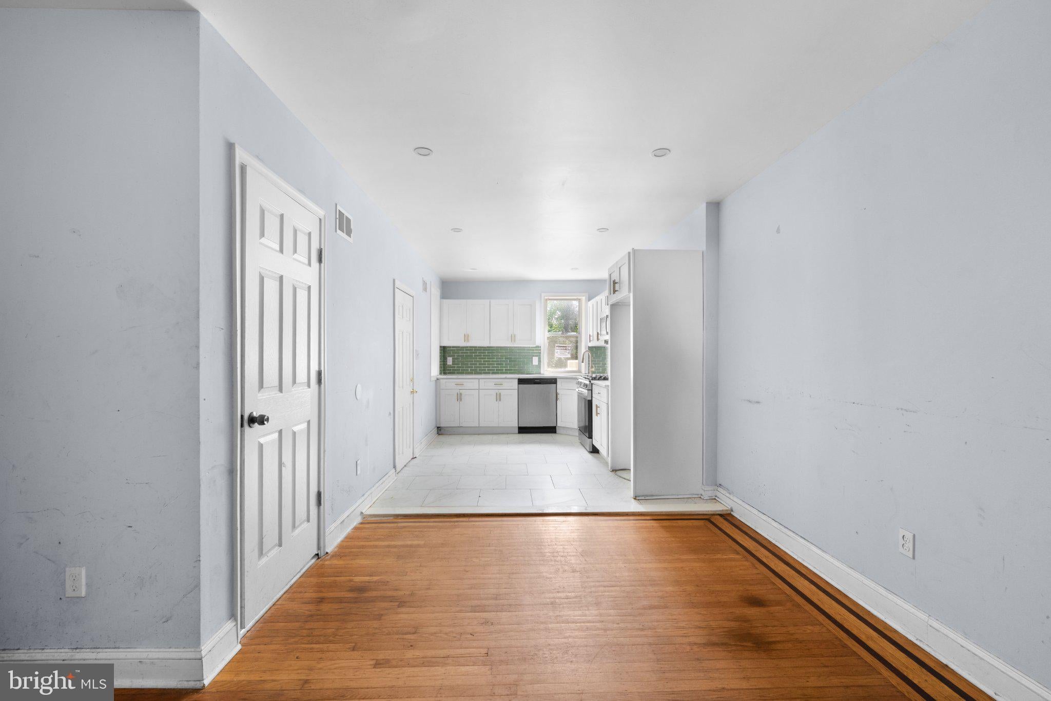 958 WAGNER AVENUE