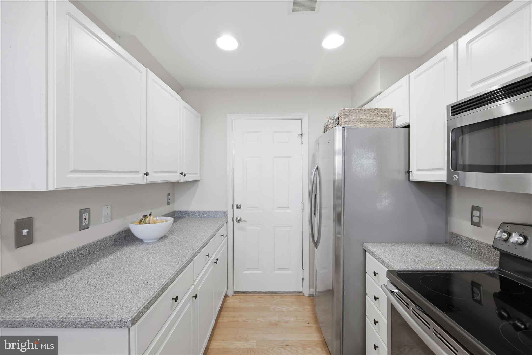 LINCOLNIA PARK - Residential