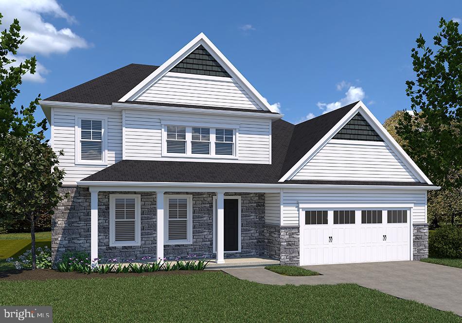 BRANSON MODEL AT EAGLES VIEW