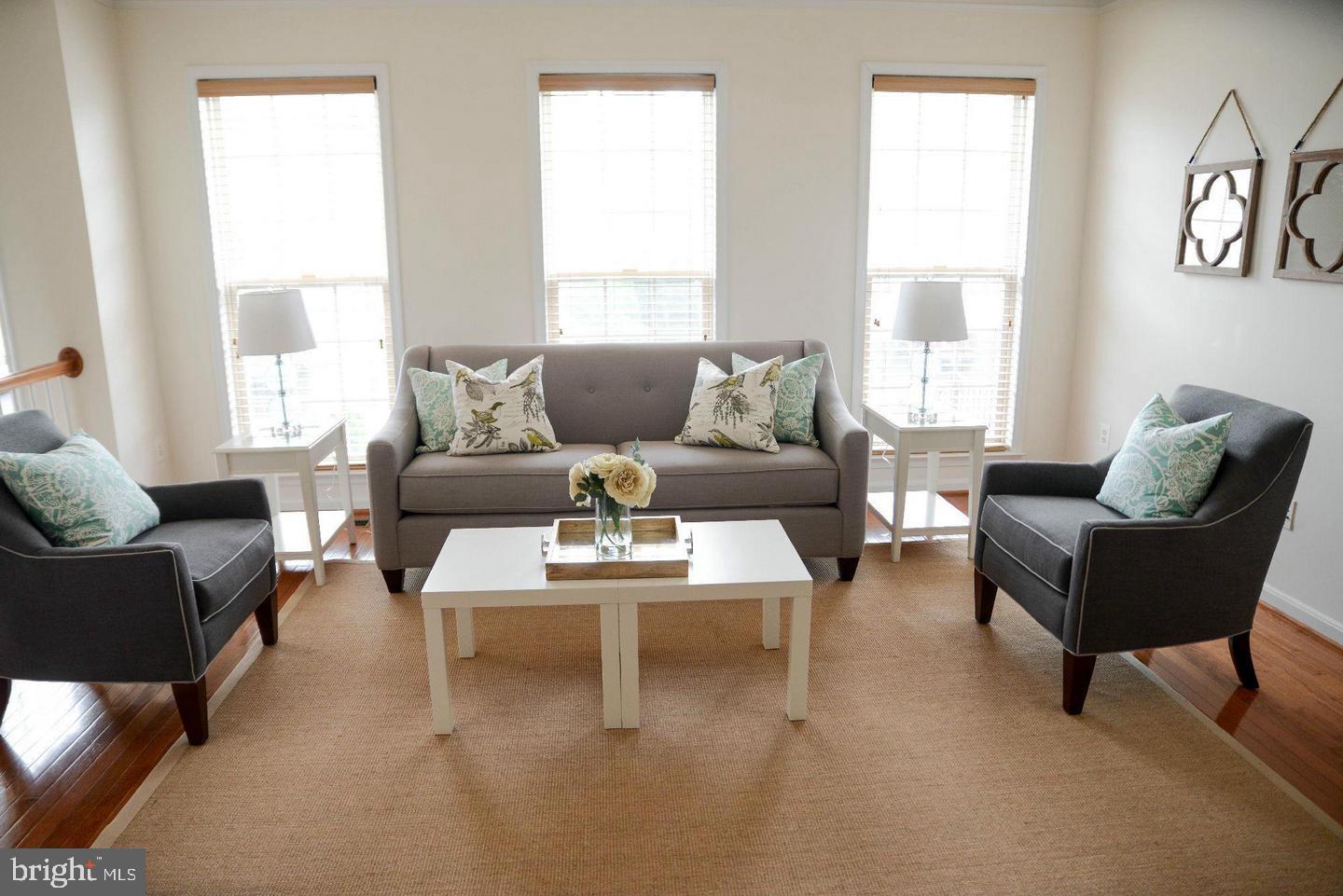 41898 CINNABAR SQUARE