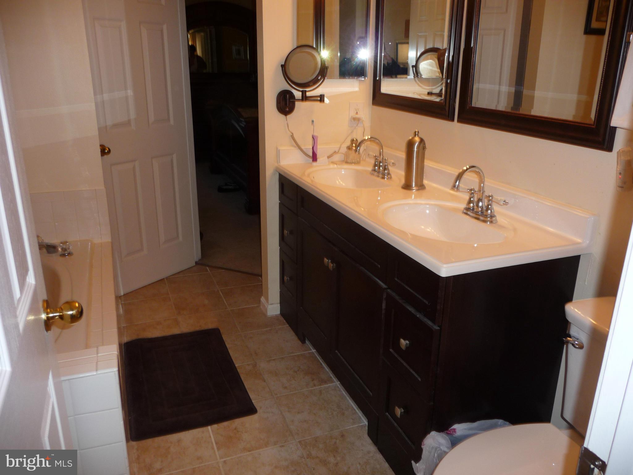 KINGSBROOKE - Residential