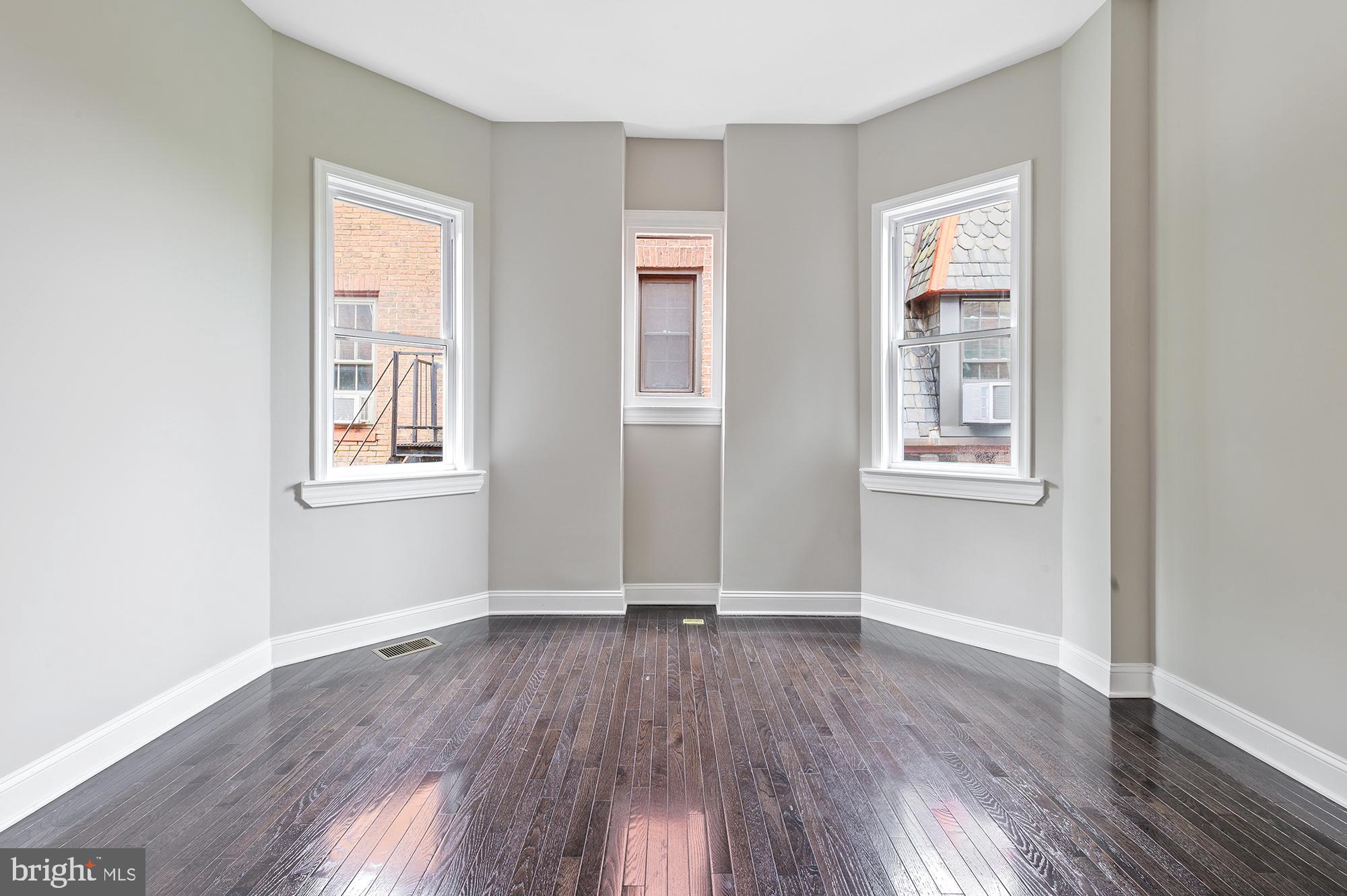 MOUNT ROYAL TERRACE - Residential