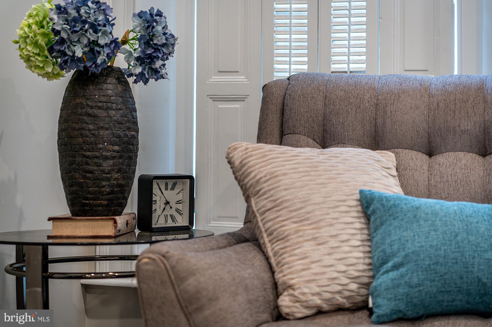 MOUNT ROYAL TERRACE - Residential