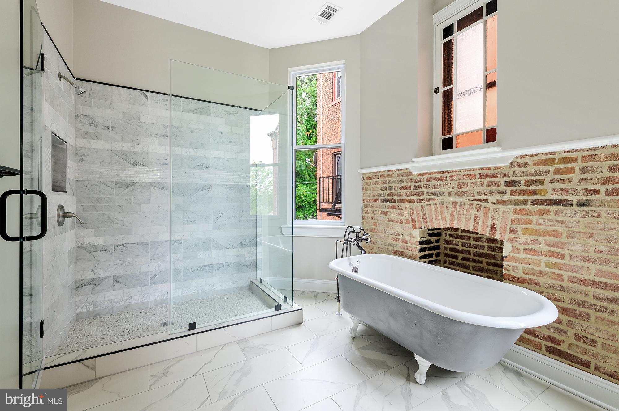 MOUNT ROYAL TERRACE - Residential