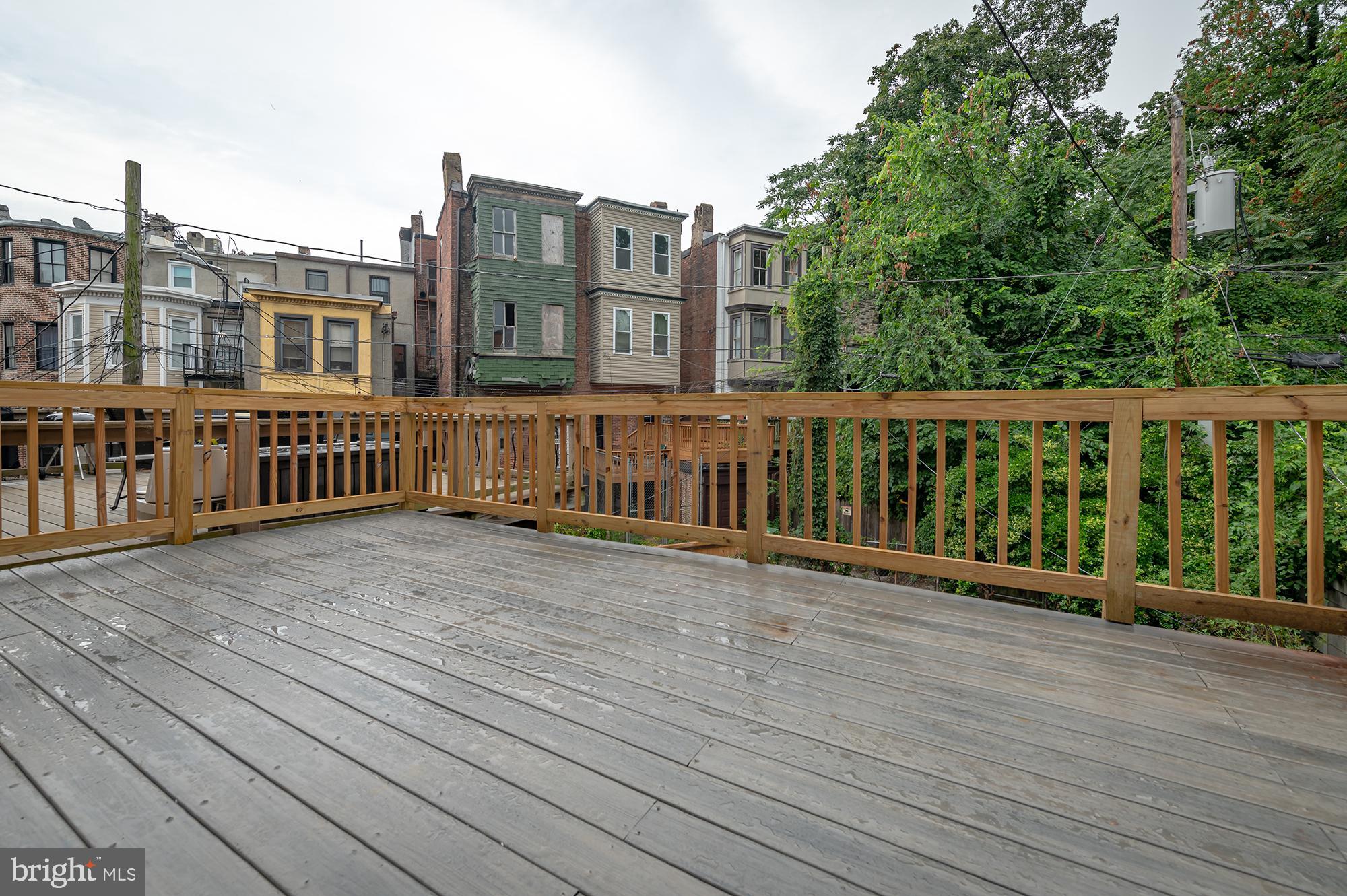 MOUNT ROYAL TERRACE - Residential