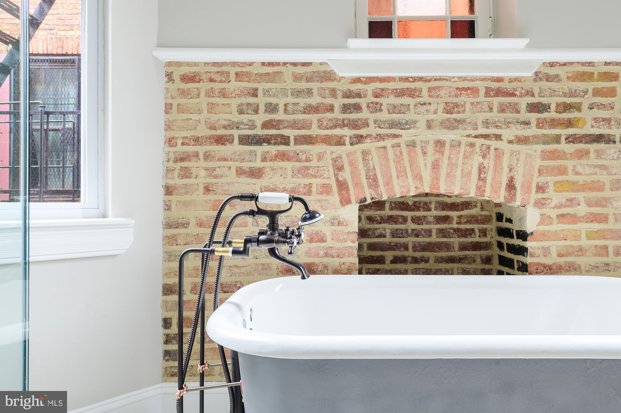 MOUNT ROYAL TERRACE - Residential