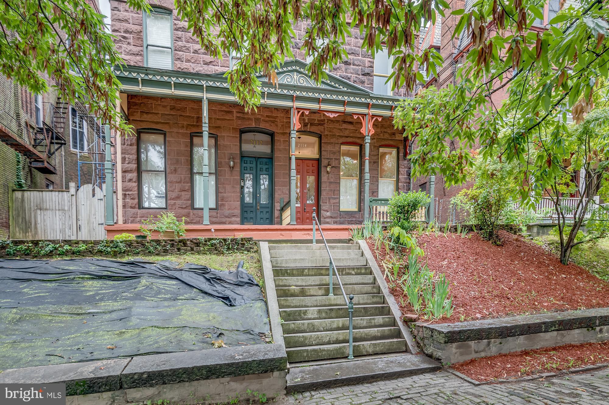 MOUNT ROYAL TERRACE - Residential