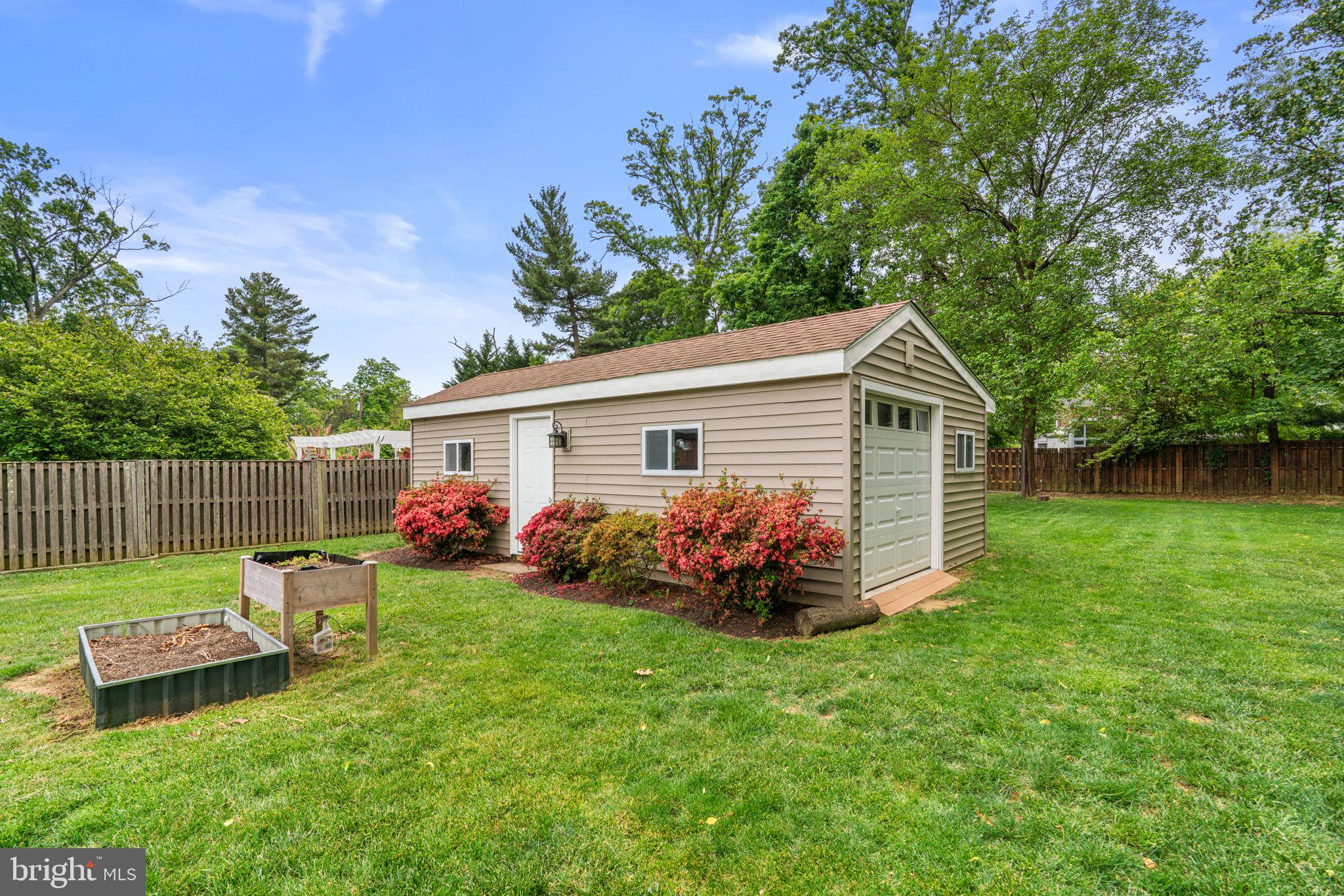 FOREST SPRING PARK - Residential