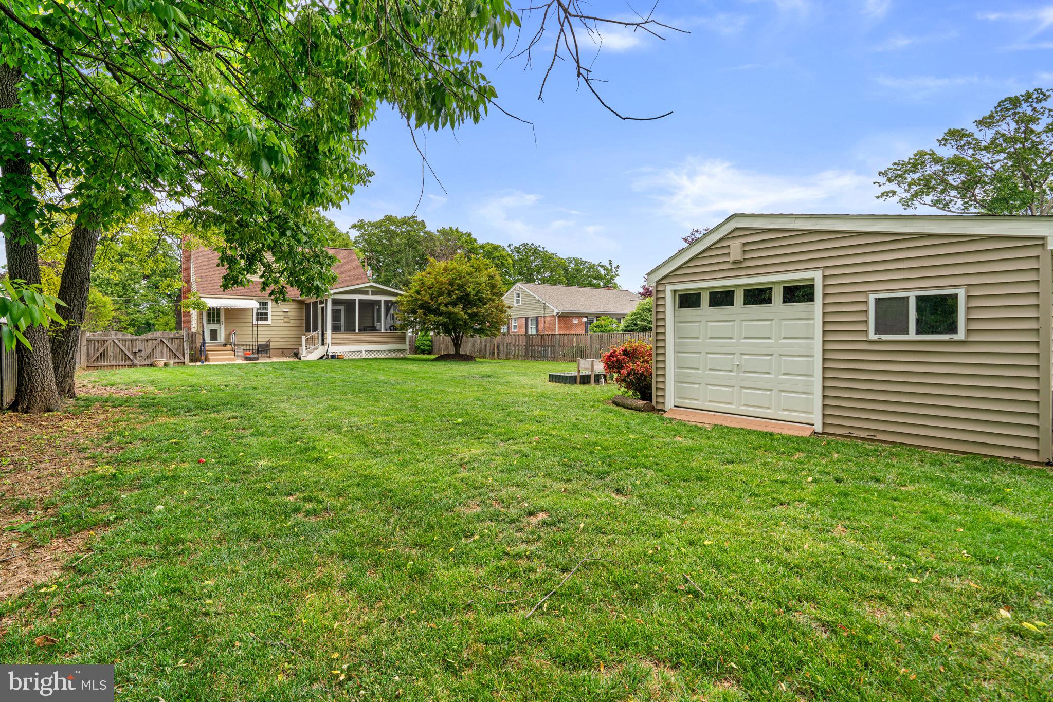 FOREST SPRING PARK - Residential