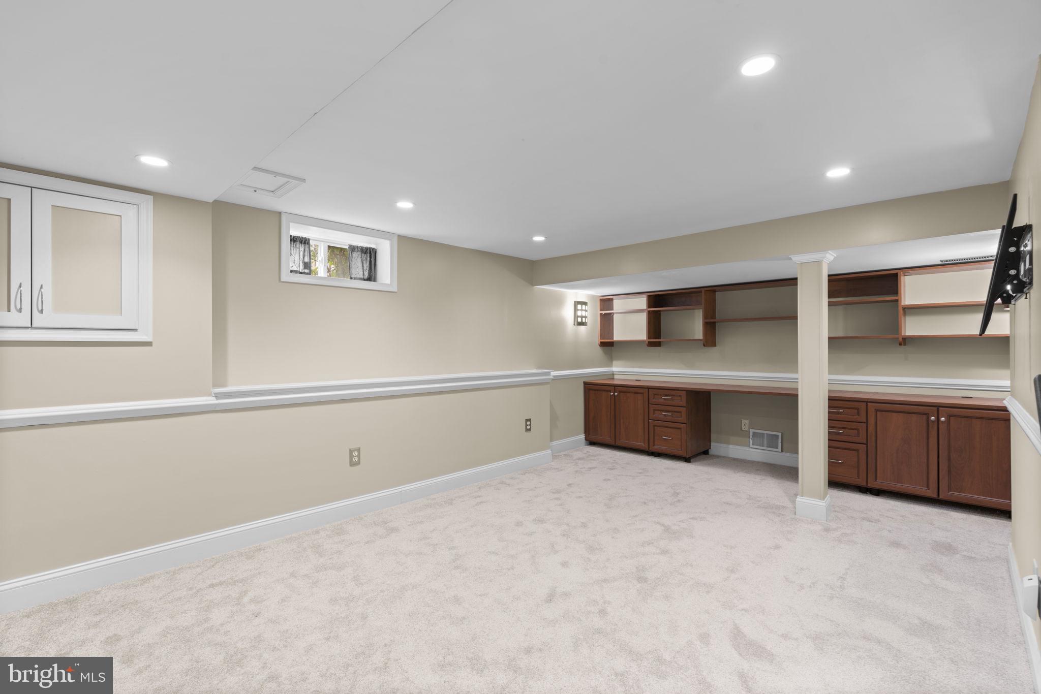 FOREST SPRING PARK - Residential