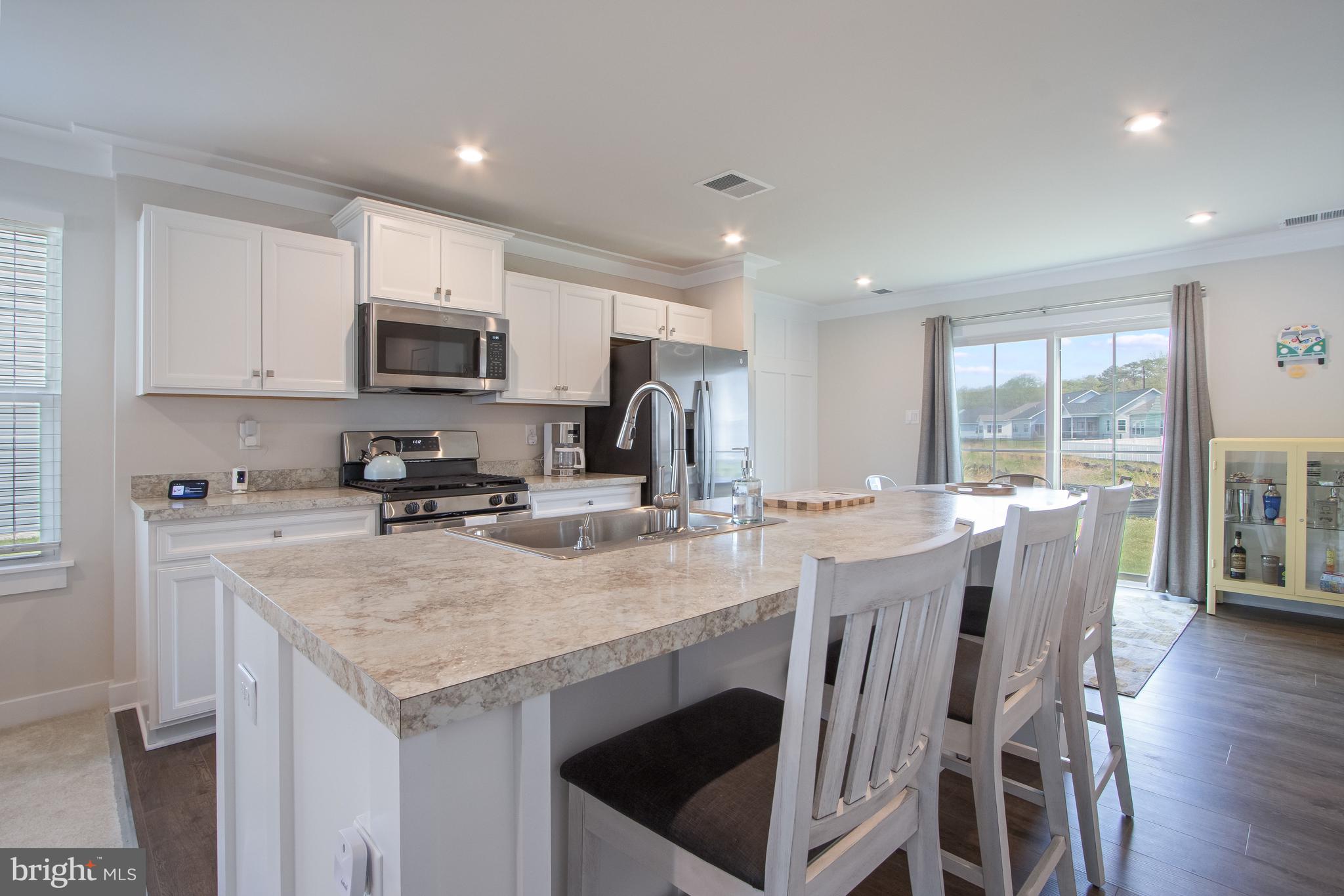 BEACHTREE PRESERVE - Residential