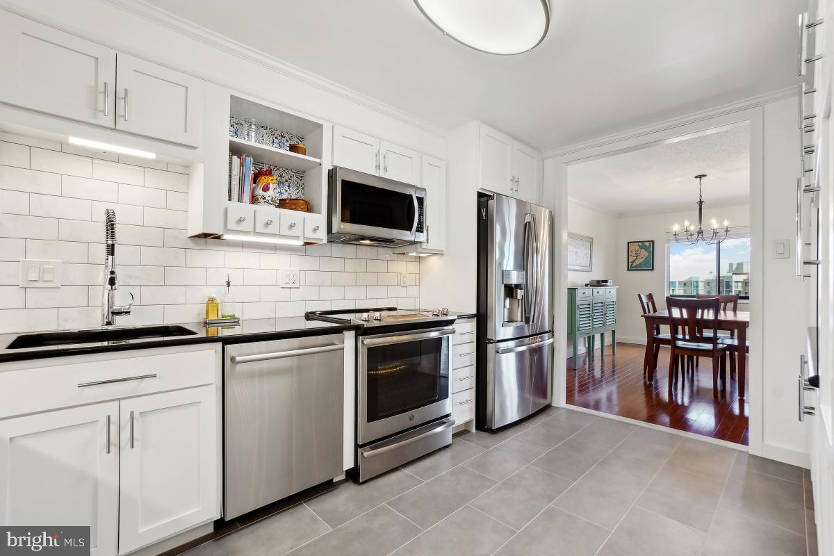 MONTEBELLO - Residential