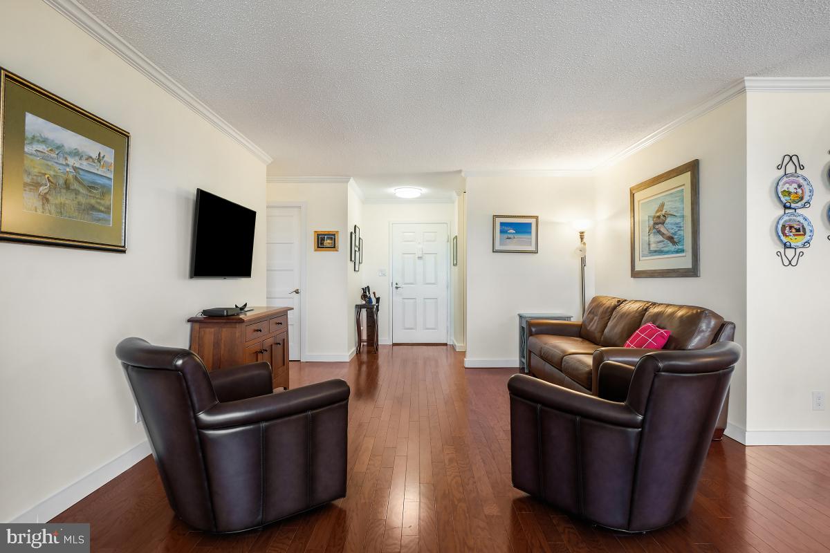 MONTEBELLO - Residential