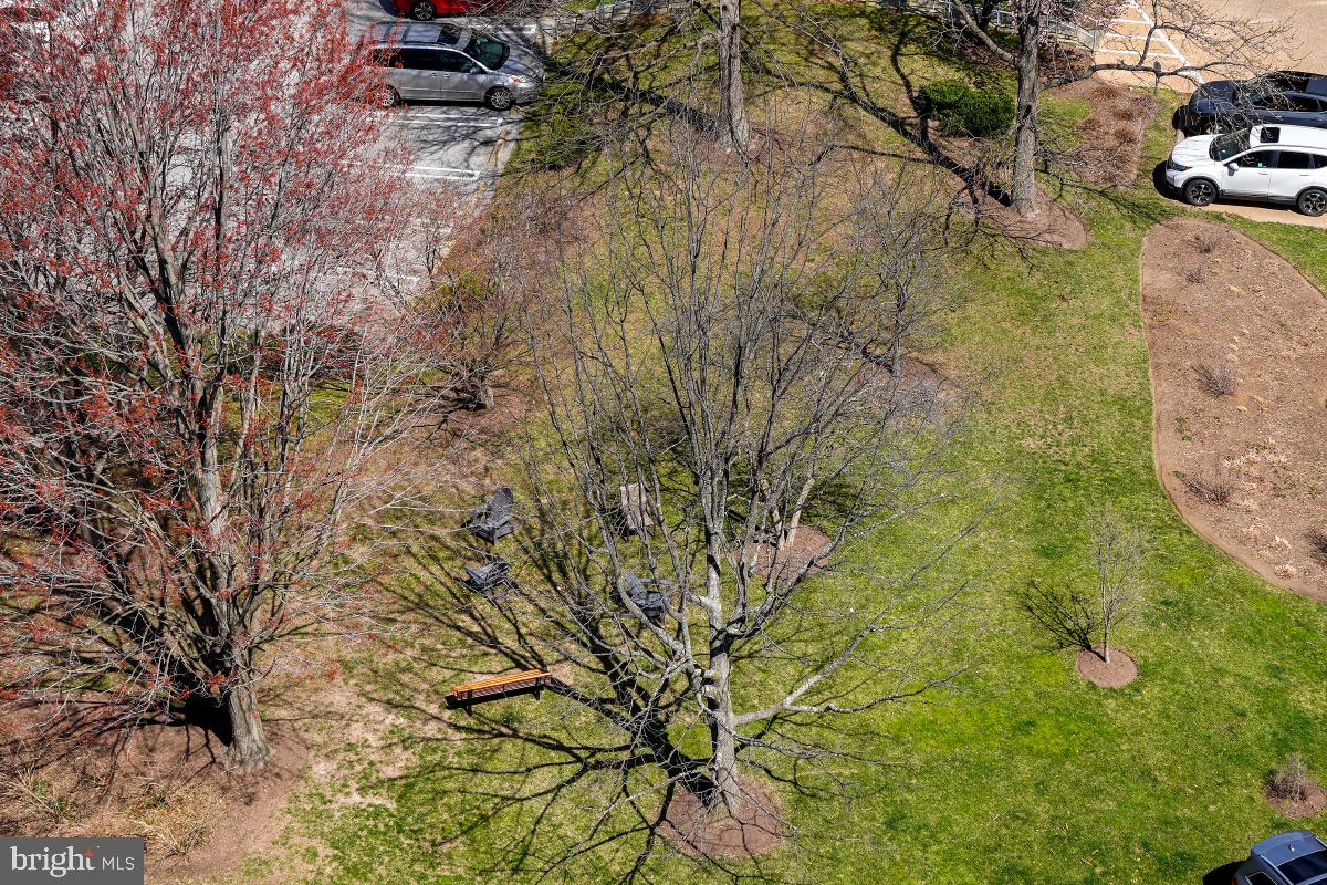 MONTEBELLO - Residential