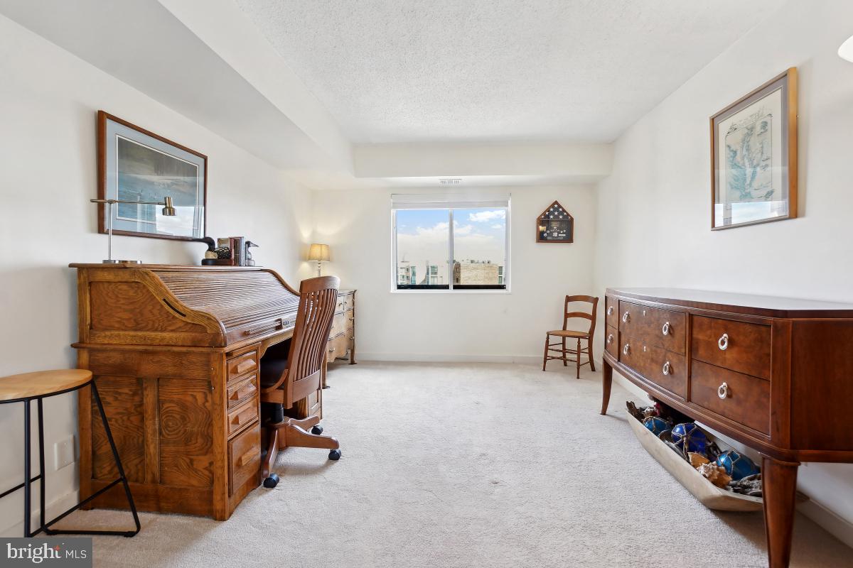 MONTEBELLO - Residential