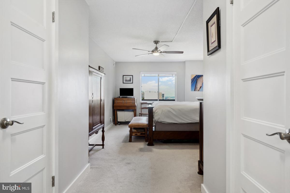 MONTEBELLO - Residential