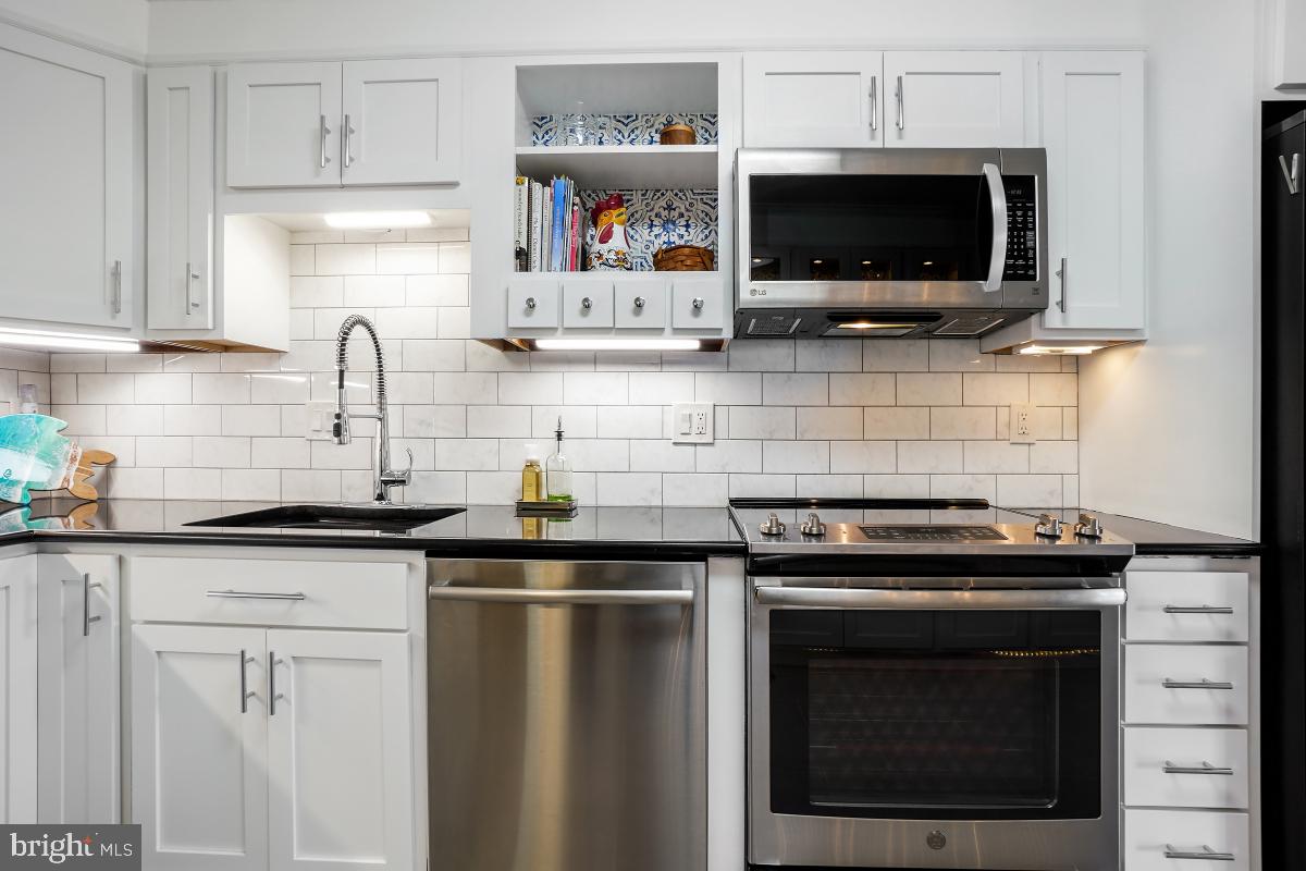 MONTEBELLO - Residential