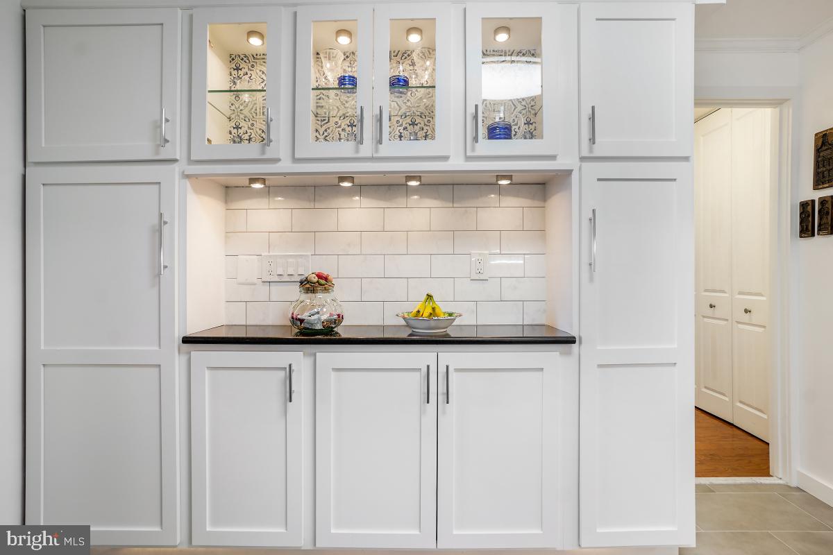 MONTEBELLO - Residential