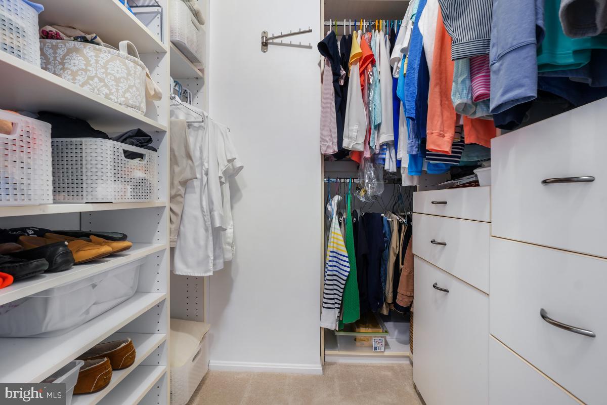 MONTEBELLO - Residential