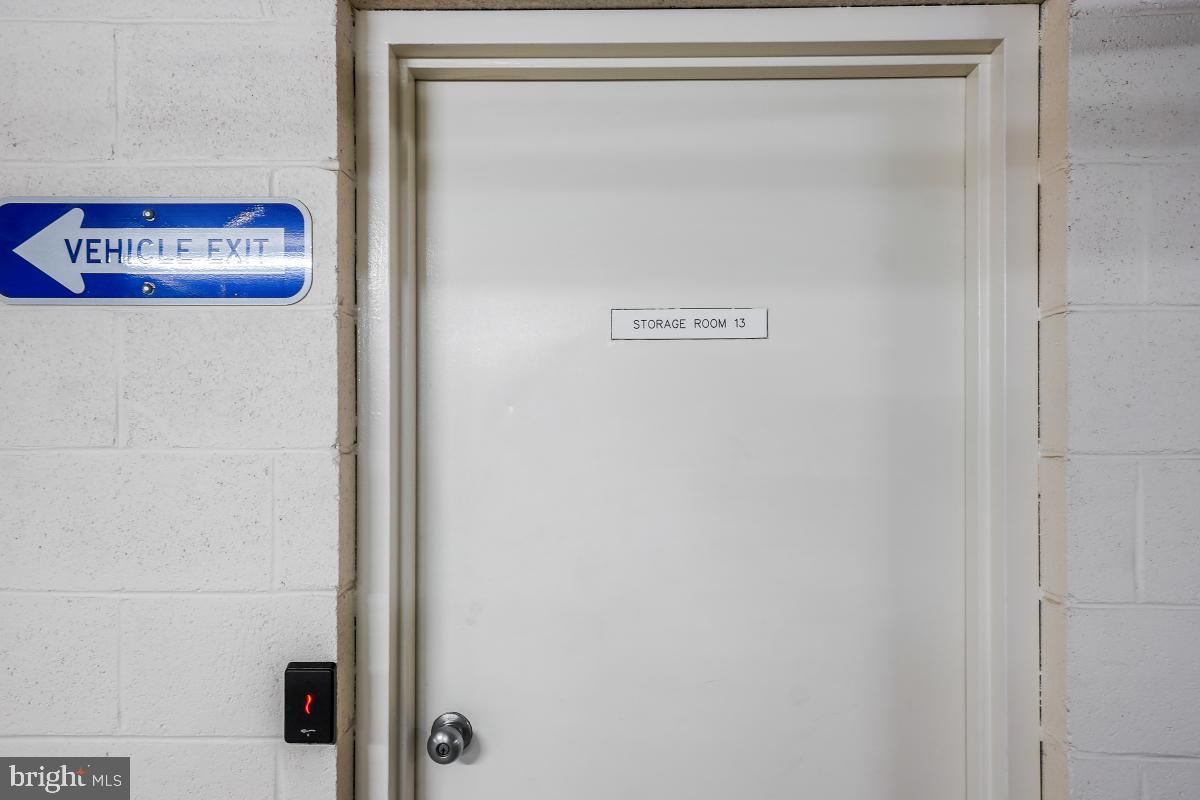 MONTEBELLO - Residential